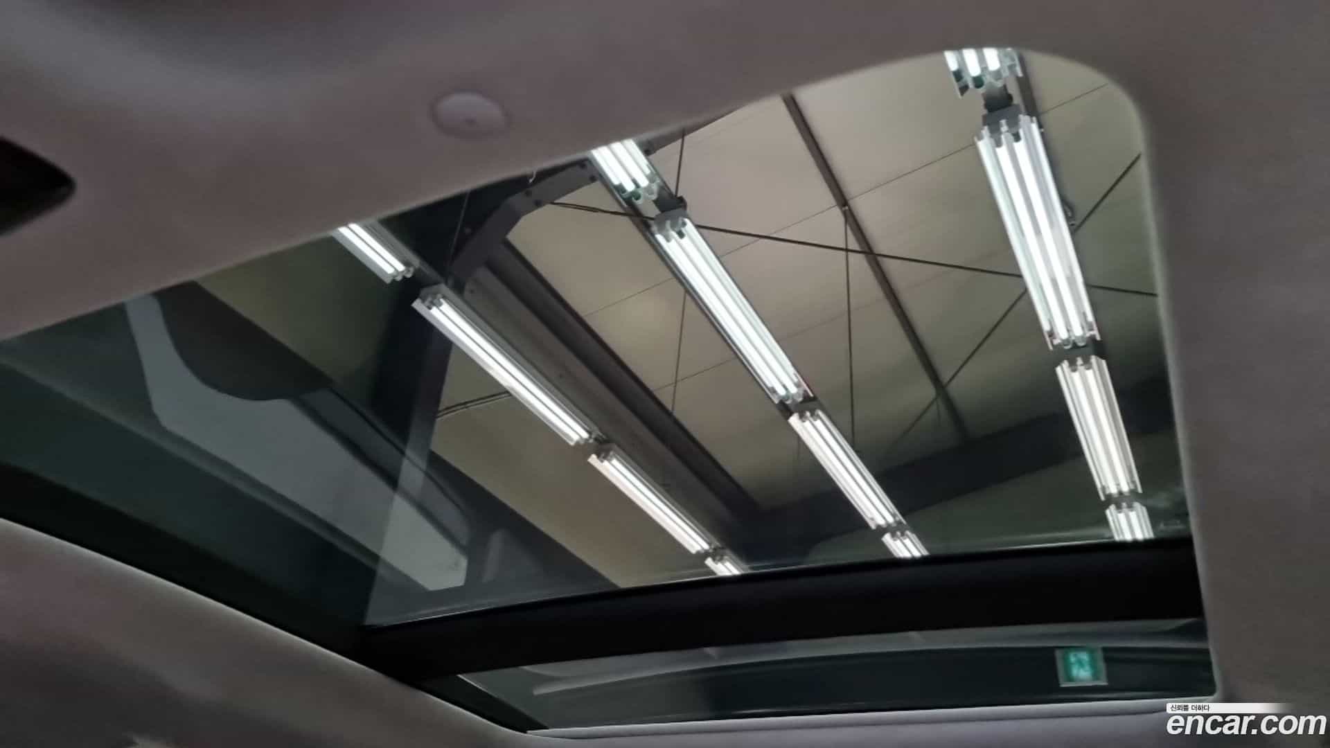 Grandeur Hyundai 2023.3-OPTION-017