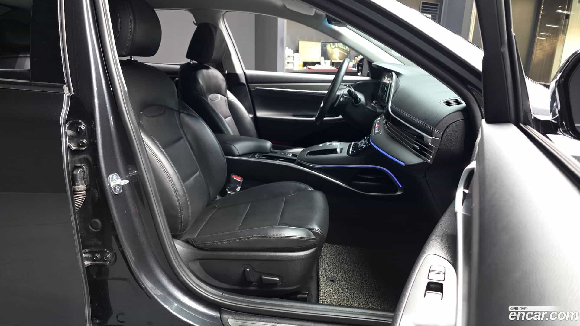 Grandeur Hyundai 2021.3-OPTION-015