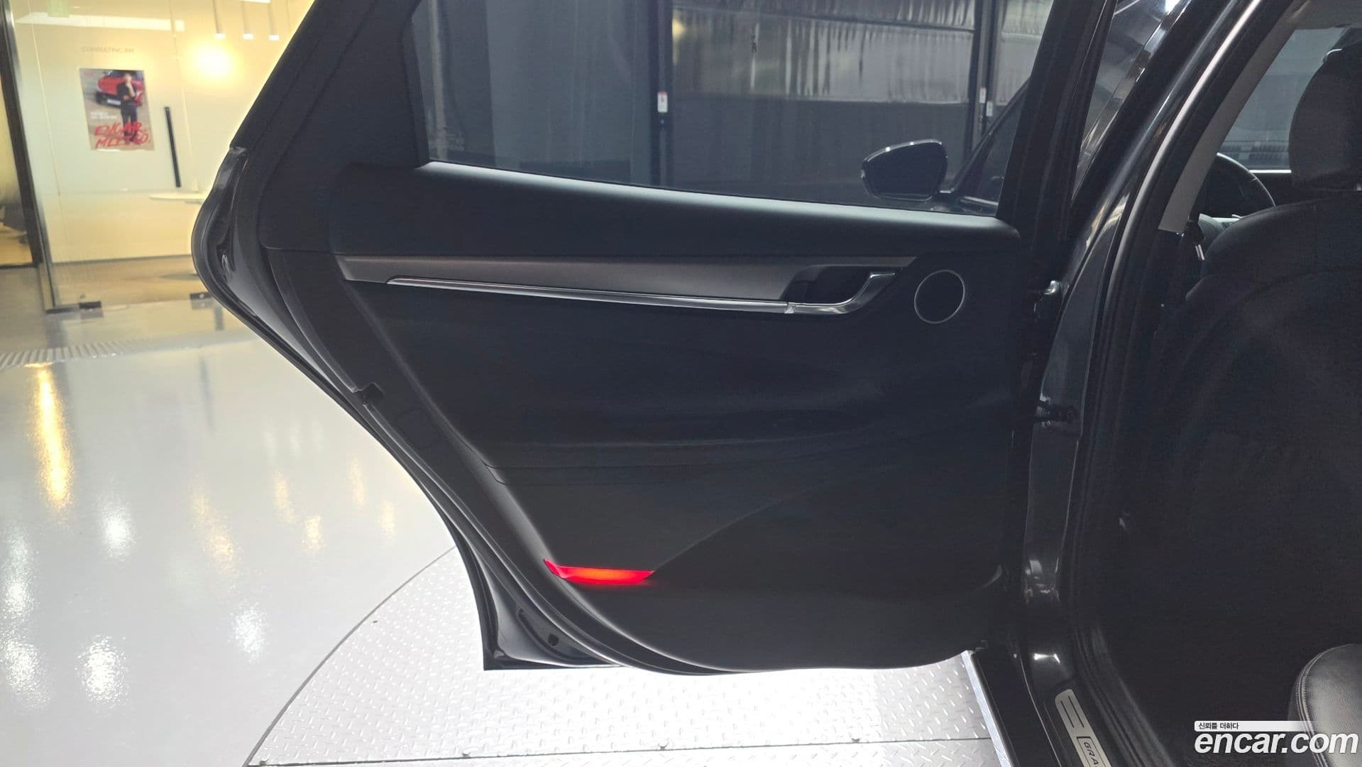 Main__Slider__Photo:Grandeur Hyundai 2021.3-24
