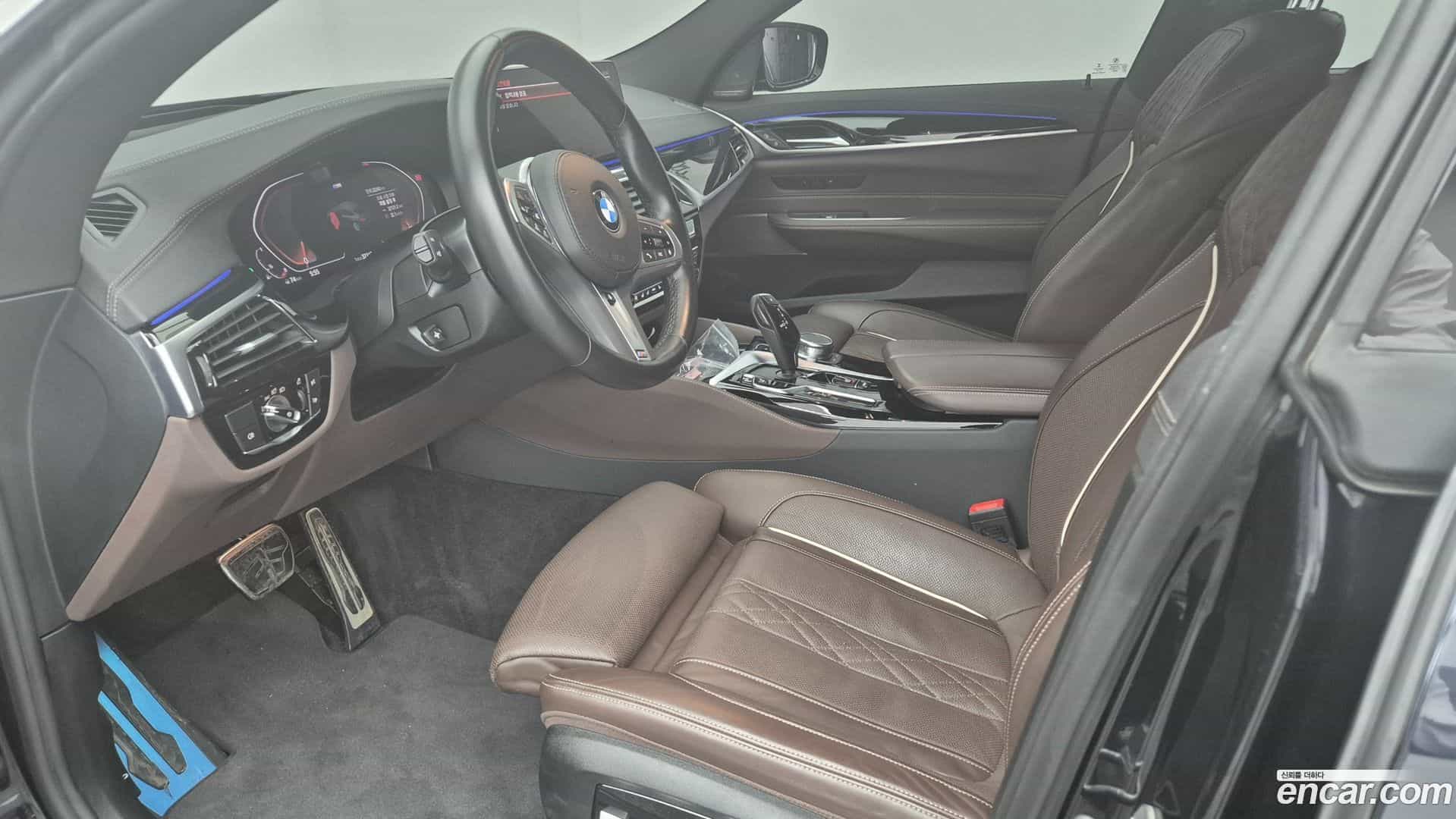 Gran Turismo BMW 2022.9-INNER-010