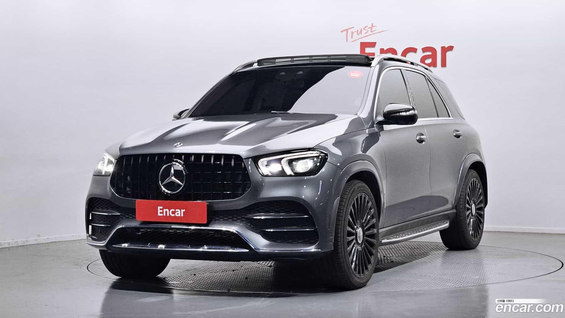 GLE-Class Mercedes-Benz 2020.4-OUTER-001