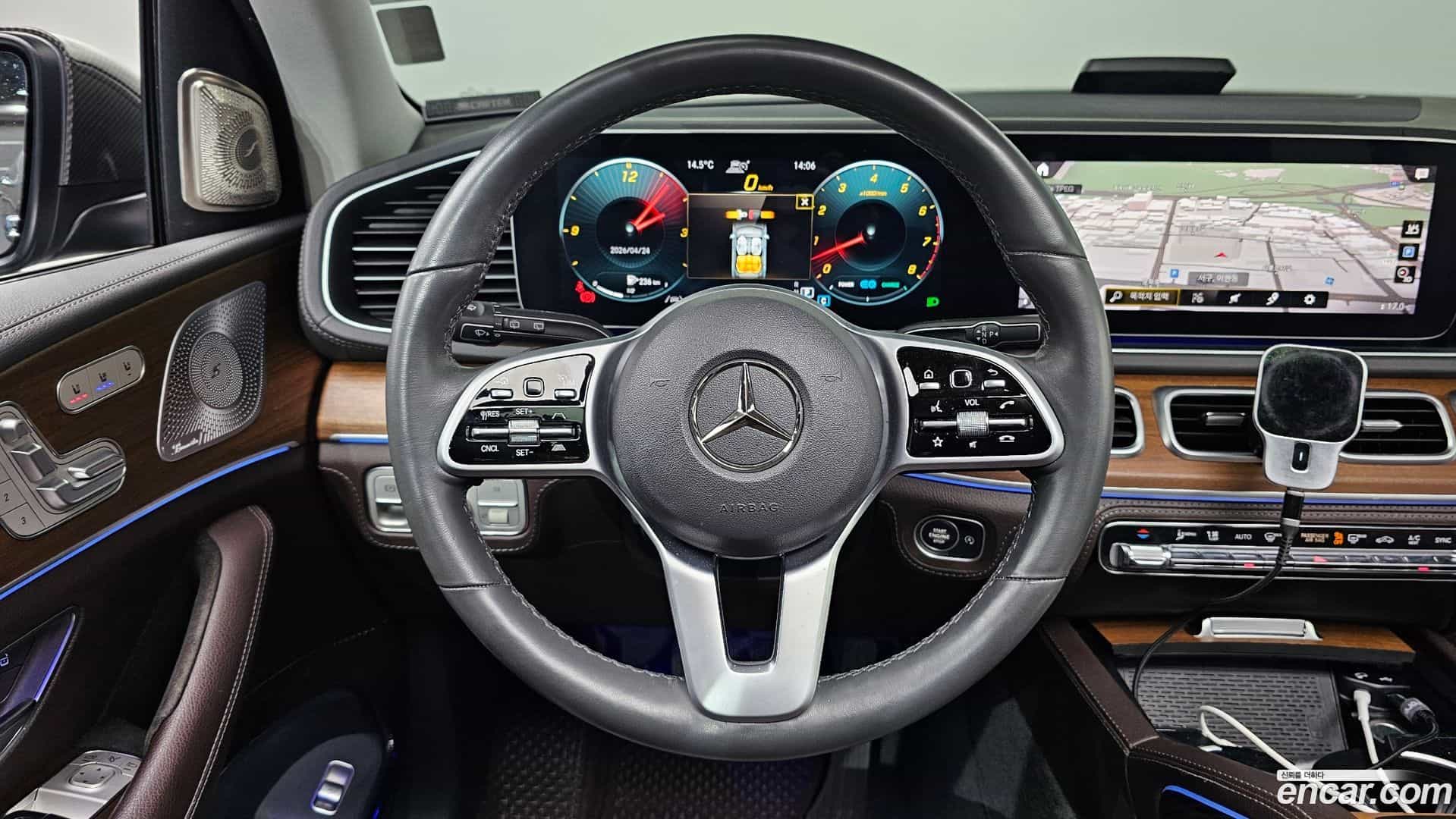 GLE-Class Mercedes-Benz 2020.4-OPTION-016
