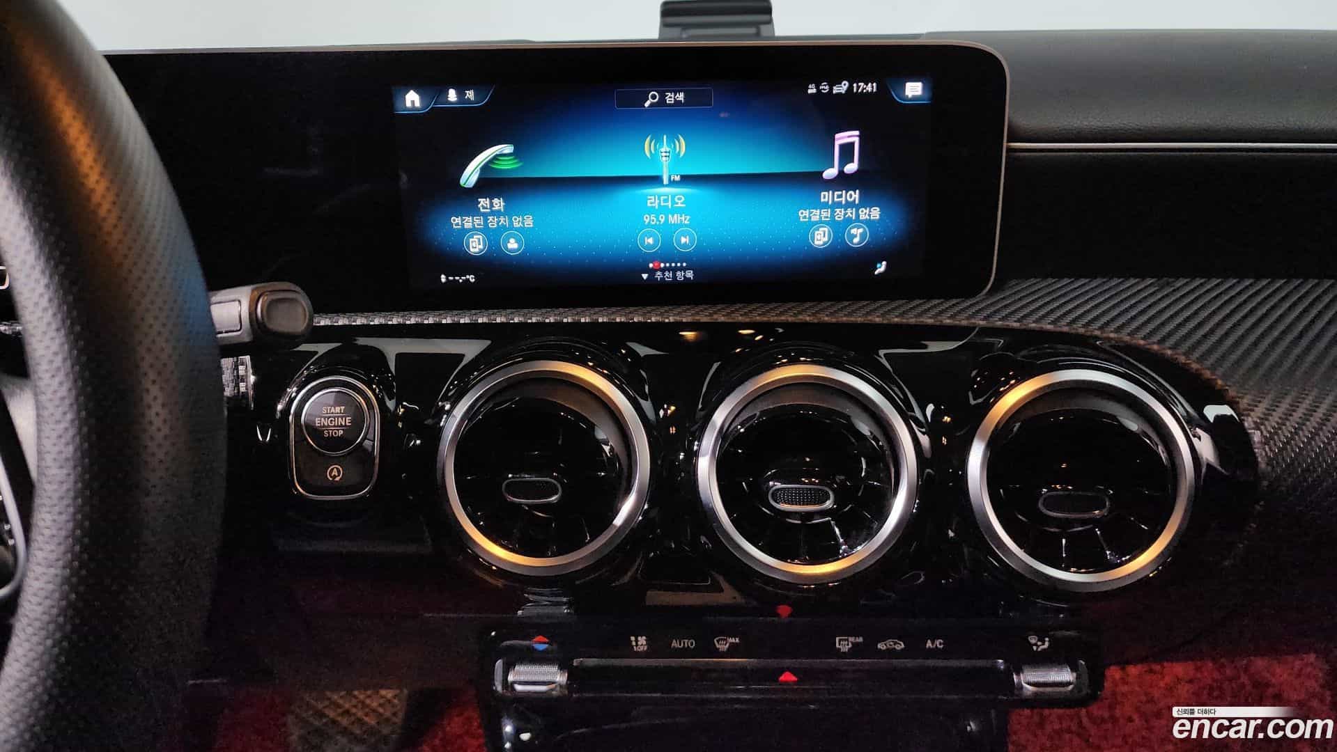 A-Class Mercedes-Benz 2019.9-OPTION-017