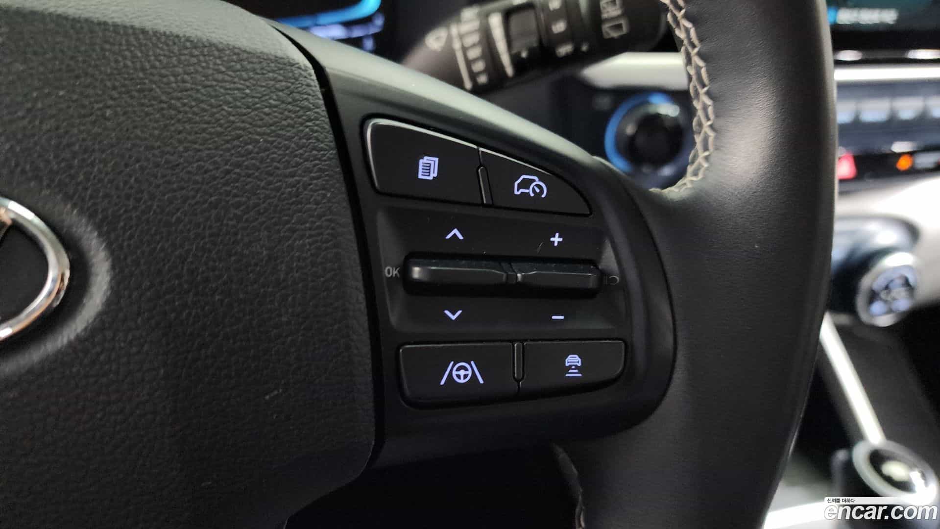 Venue Hyundai 2023.0-OPTION-020