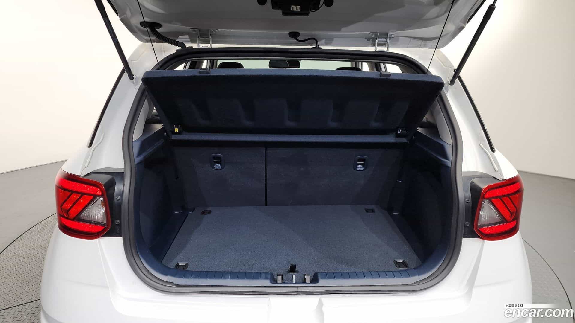 Venue Hyundai 2023.0-OPTION-022
