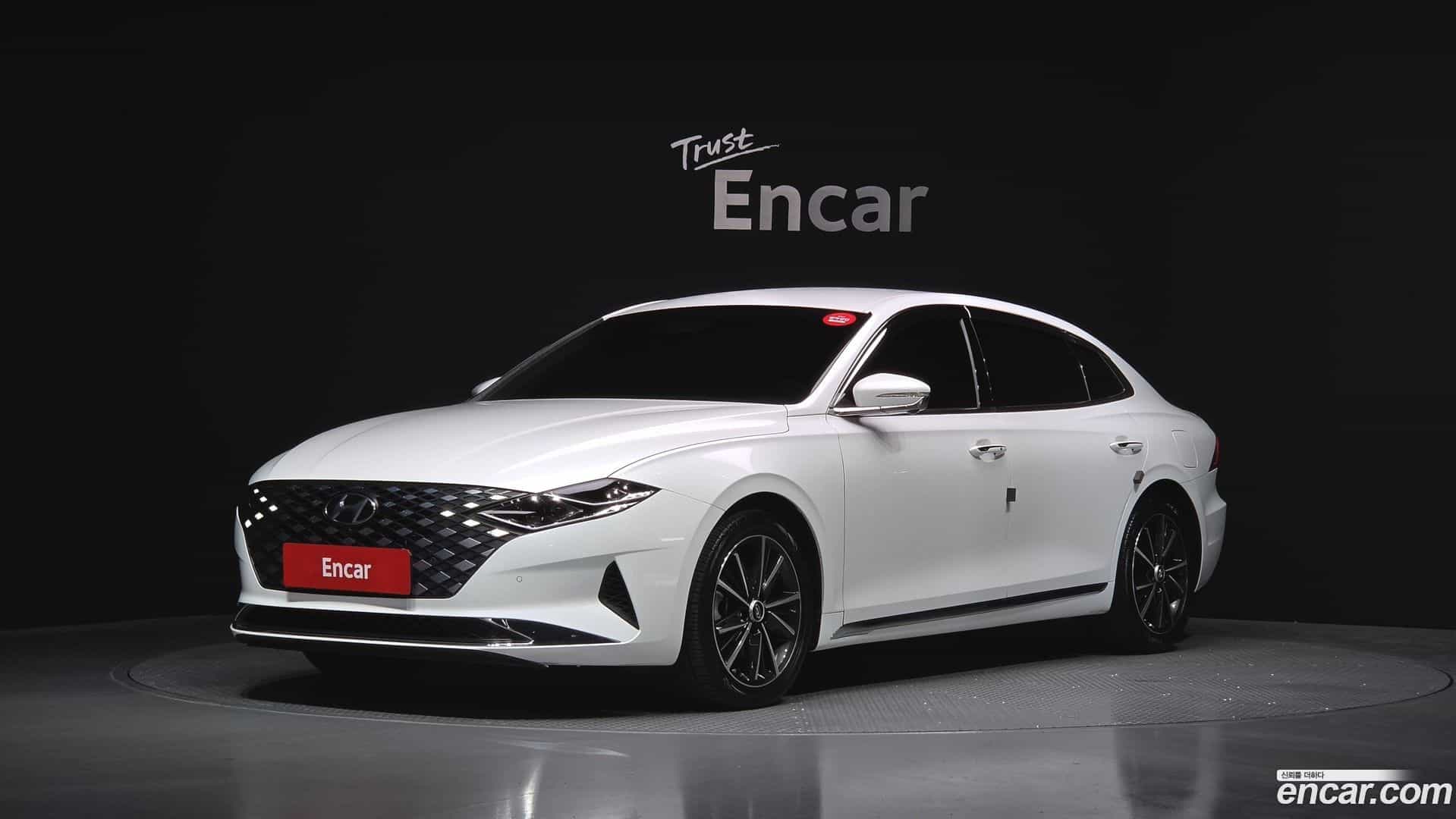 Grandeur Hyundai 2021.5-OUTER-001
