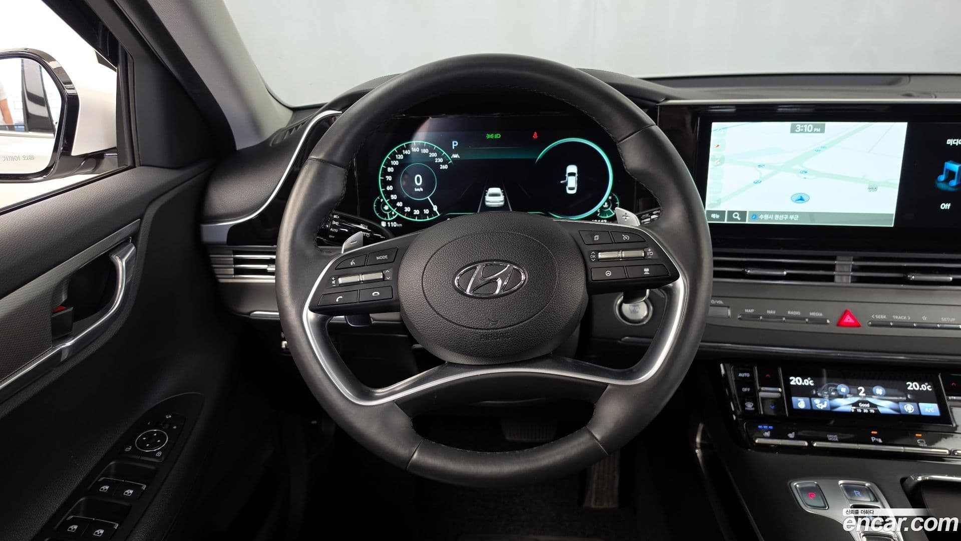 Main__Slider__Photo:Grandeur Hyundai 2021.5-11