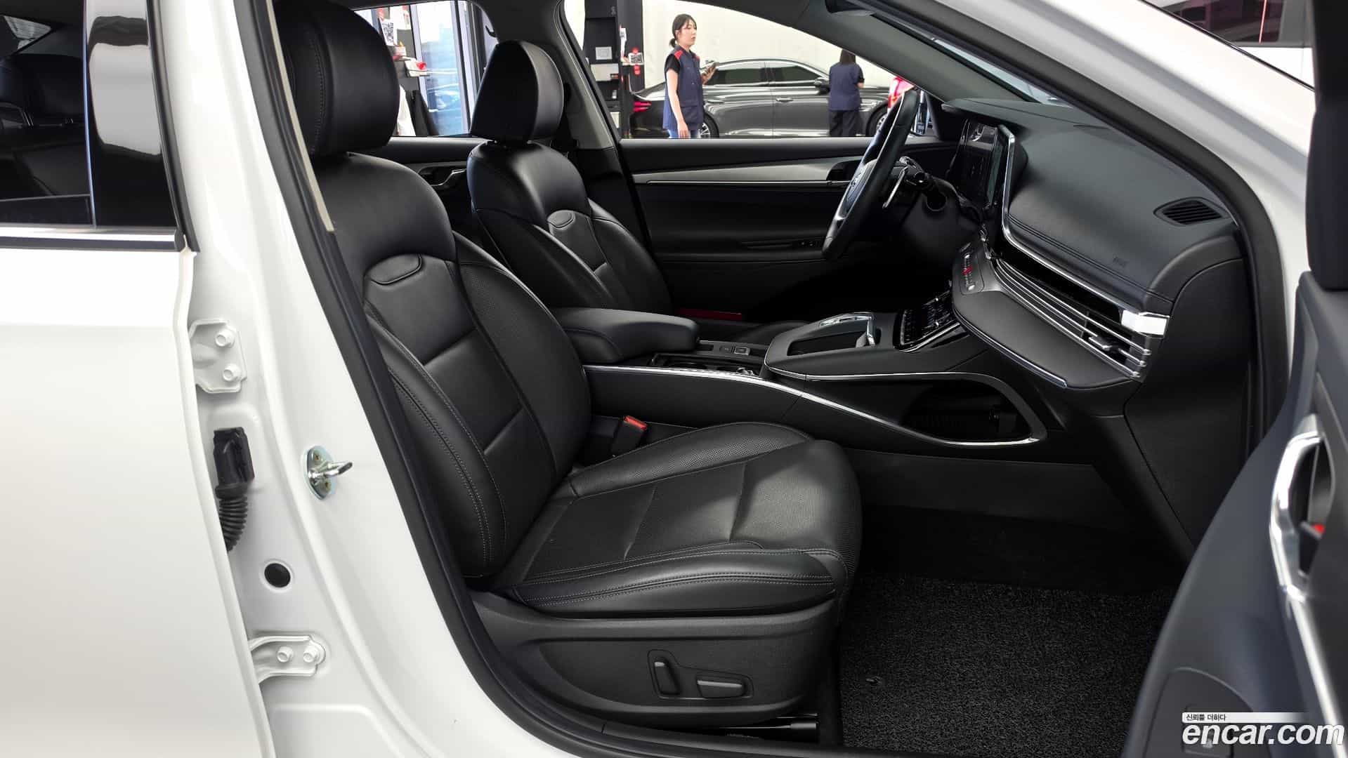 Grandeur Hyundai 2021.5-INNER-036