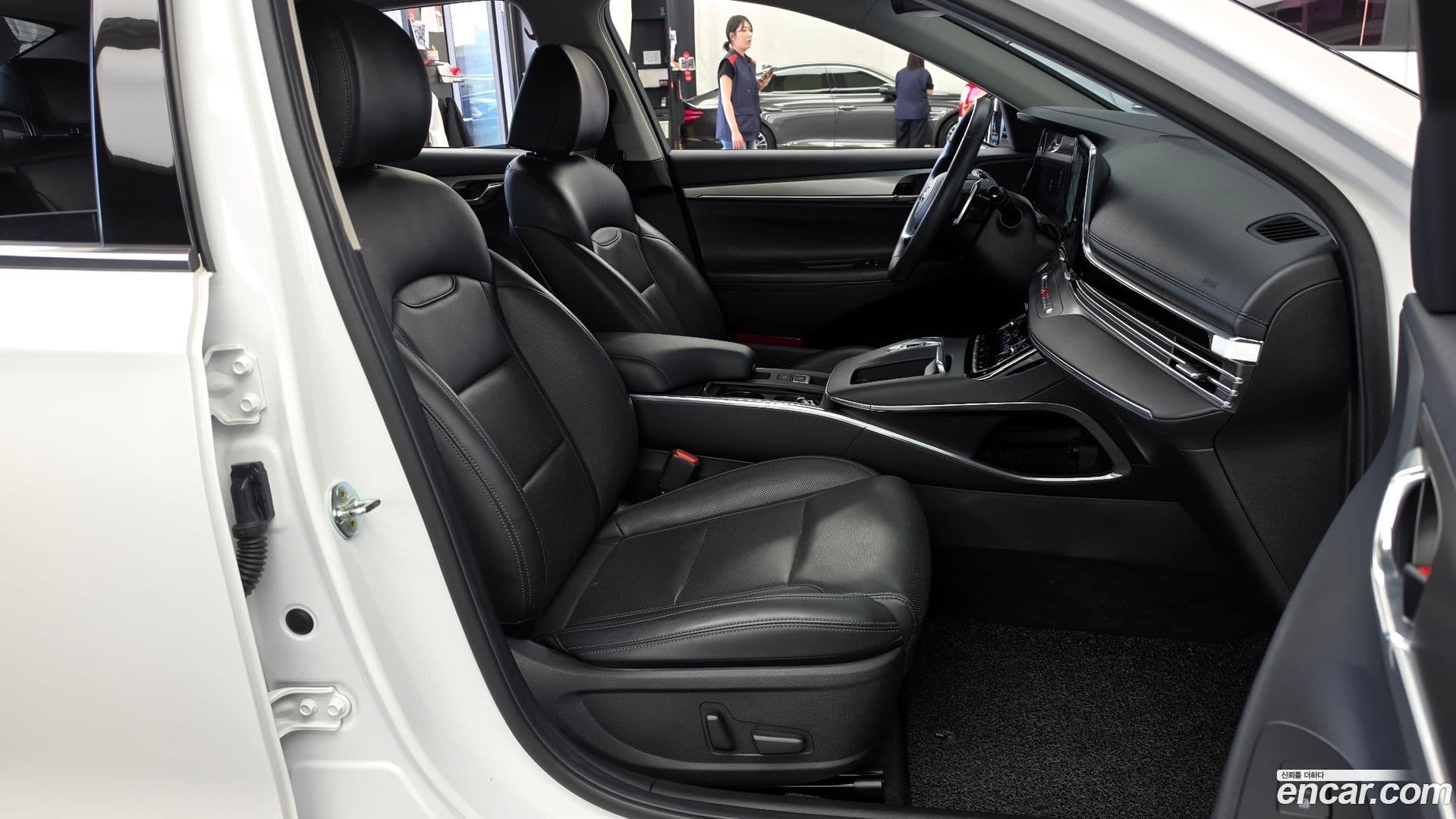 Main__Slider__Photo:Grandeur Hyundai 2021.5-25