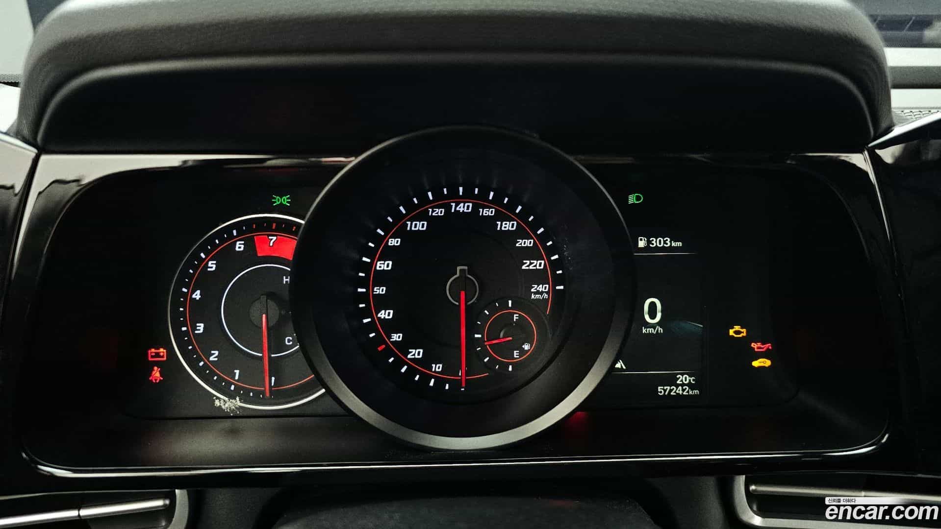 AVANTE Hyundai 2022.2-INNER-008
