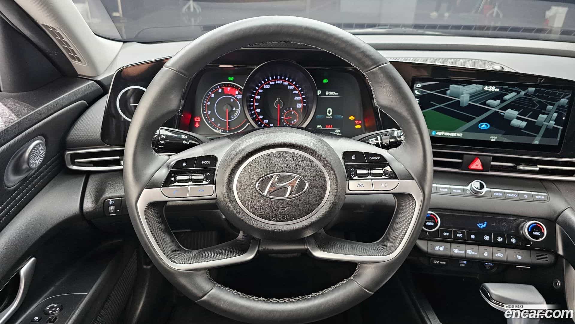 AVANTE Hyundai 2022.2-OPTION-018
