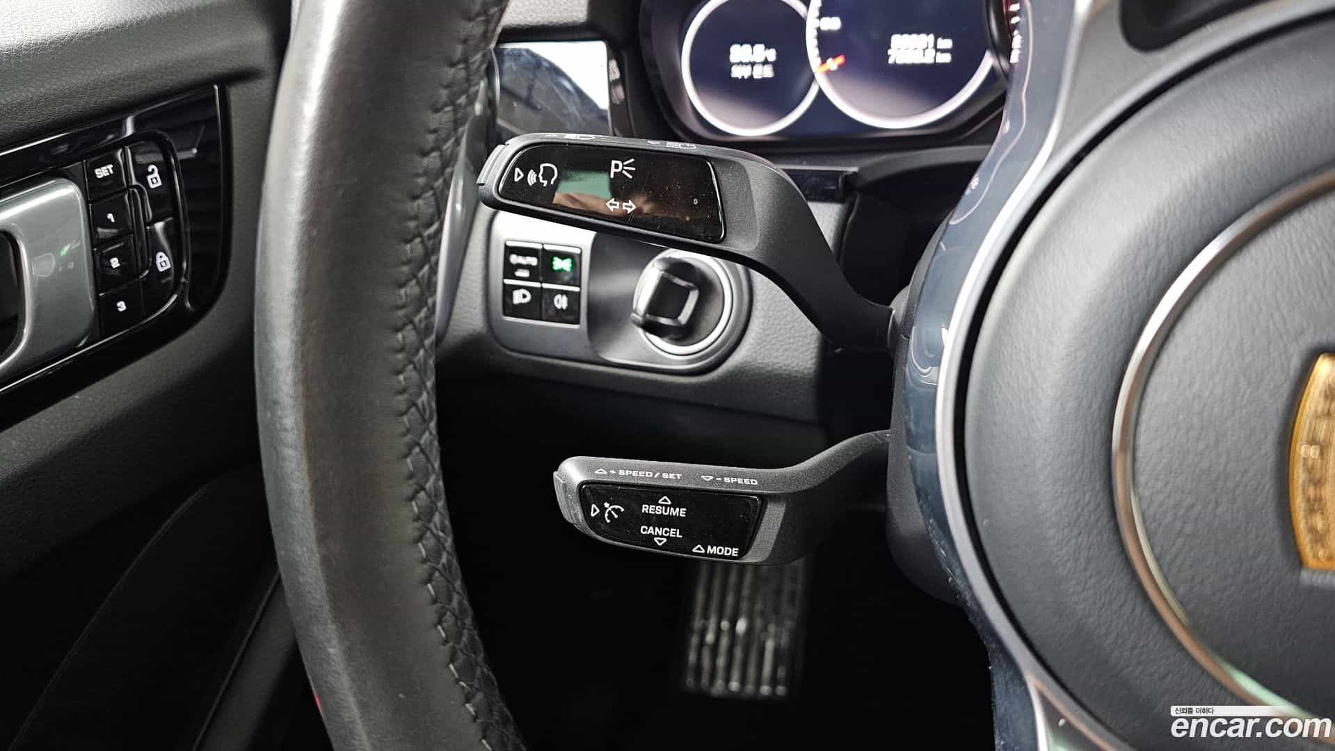 Cayenne Porsche 2020.3-INNER-036