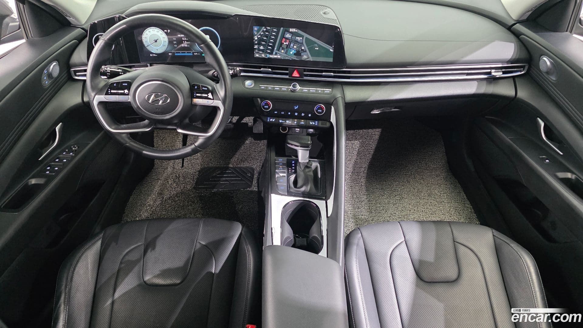 Main__Slider__Photo:AVANTE Hyundai 2023.3-6