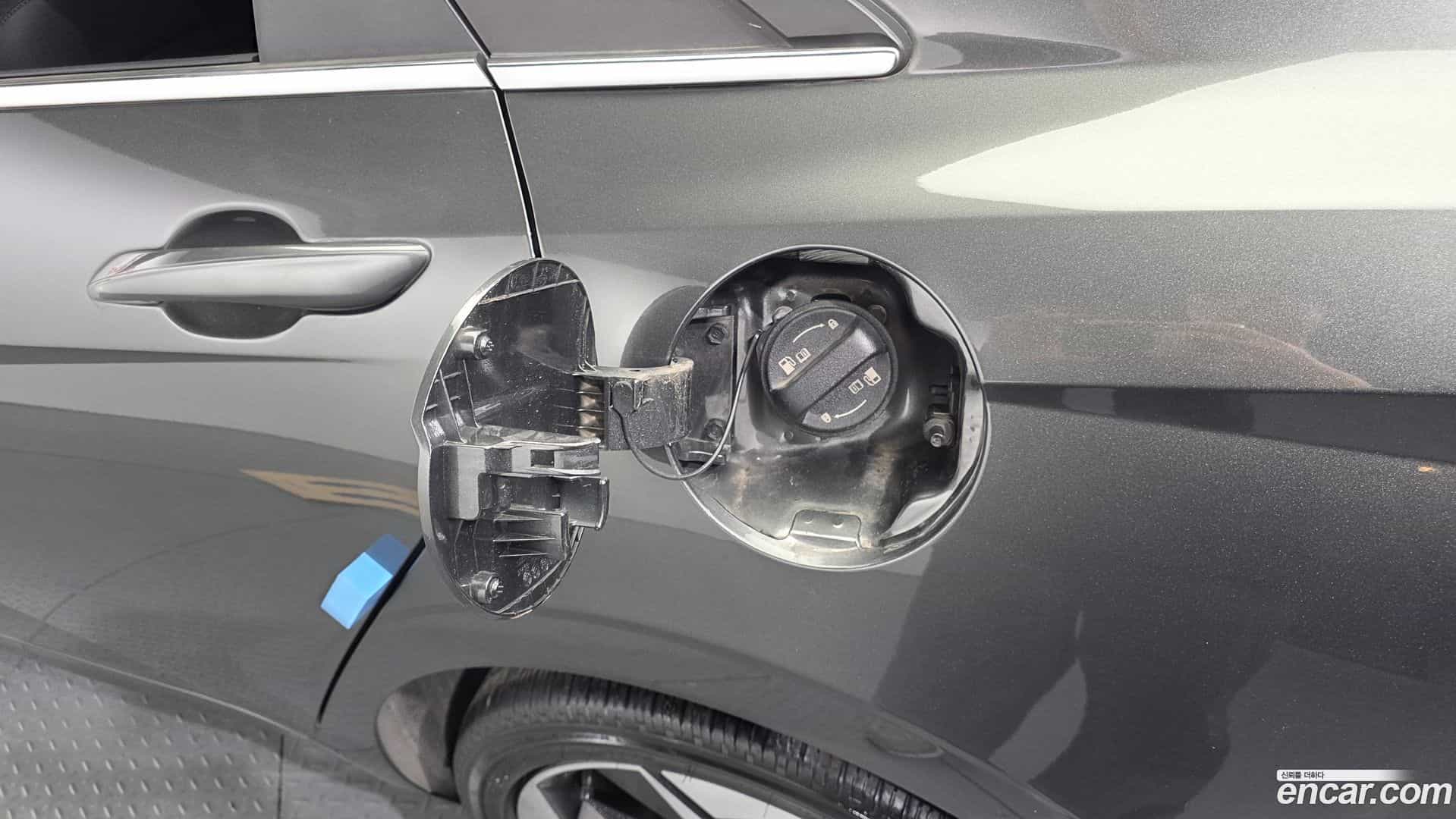 AVANTE Hyundai 2023.3-OPTION-042