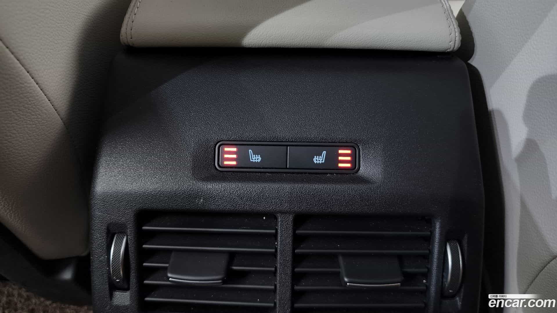 E-PACE Jaguar 2018.4-OPTION-019