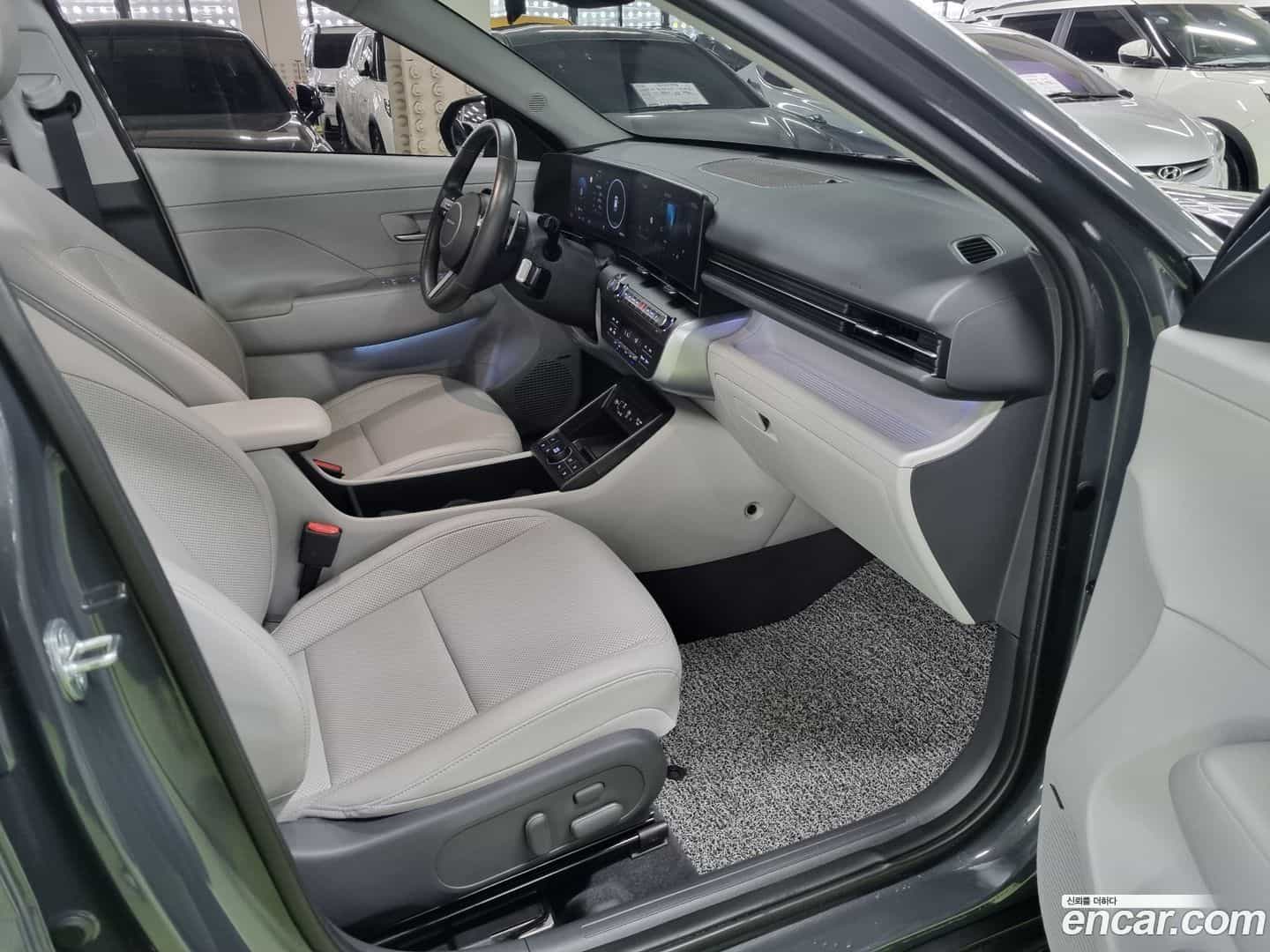 Kona Hyundai 2023.3-INNER-010