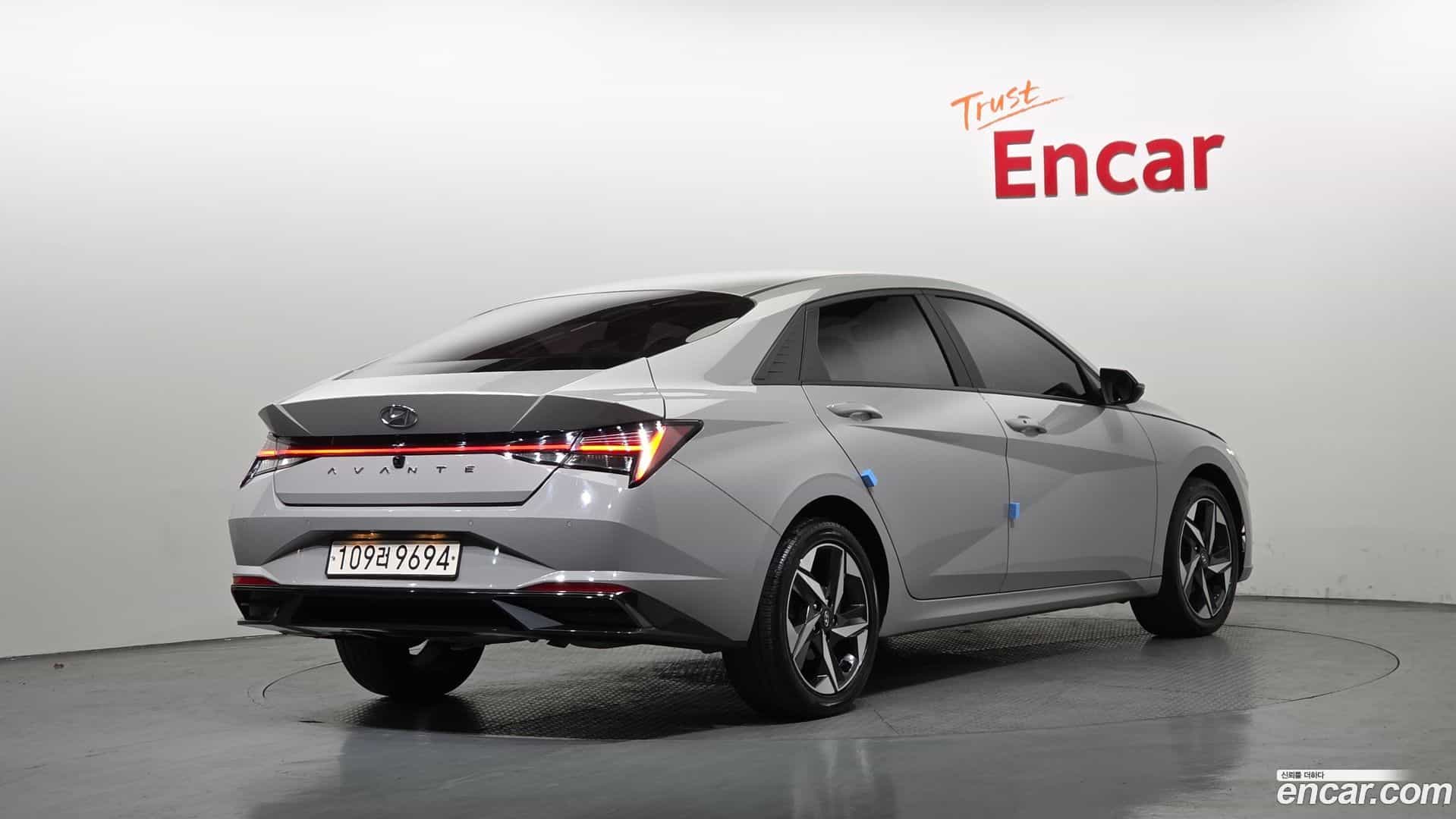 AVANTE Hyundai 2022.2-OUTER-002