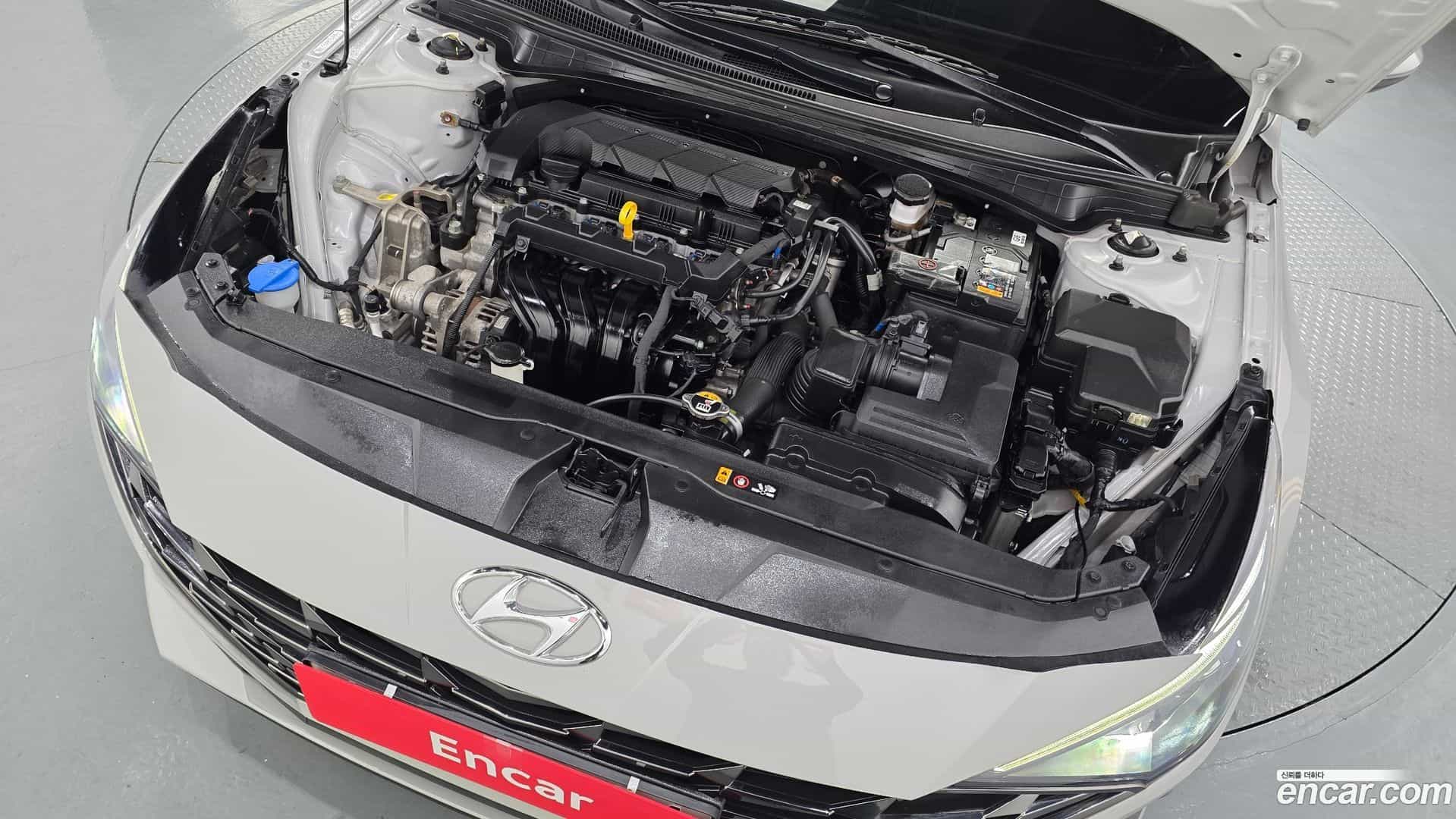 AVANTE Hyundai 2022.2-OUTER-006