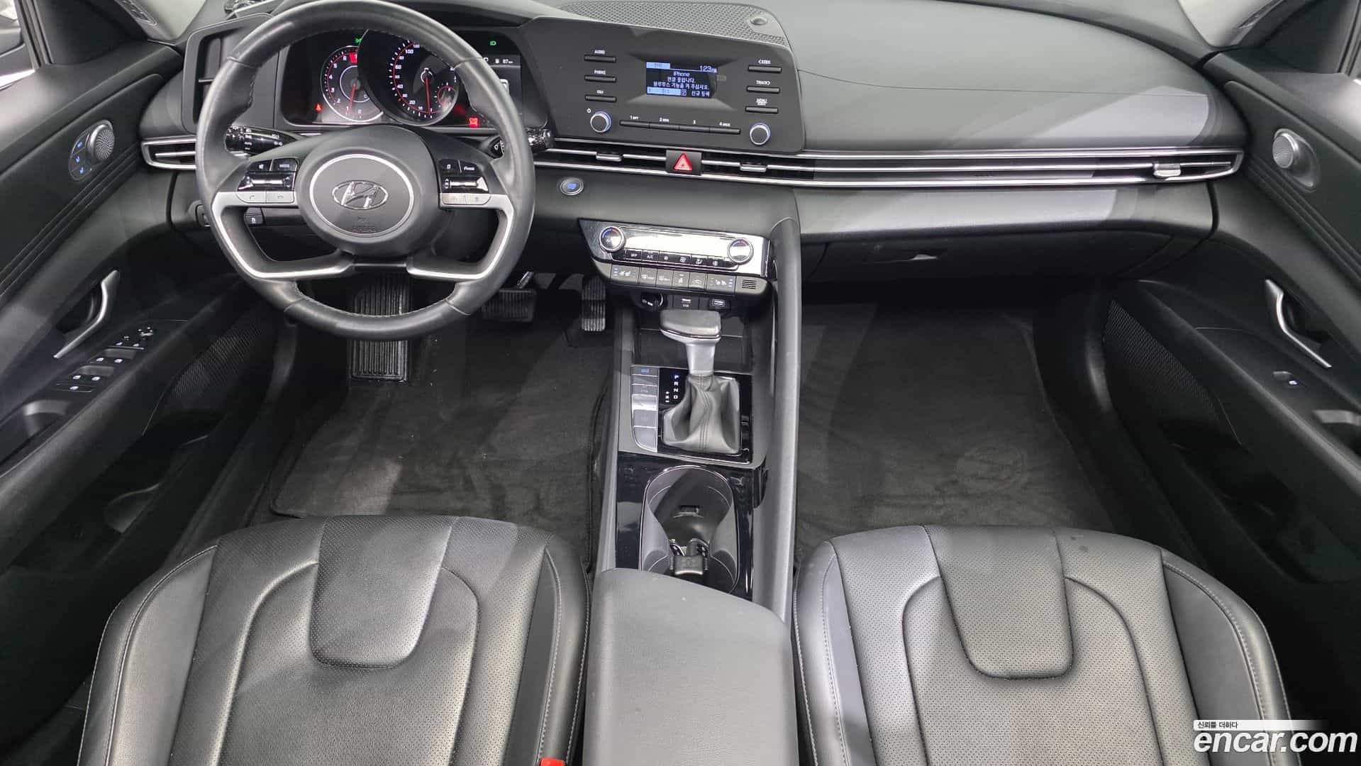 AVANTE Hyundai 2022.2-INNER-007