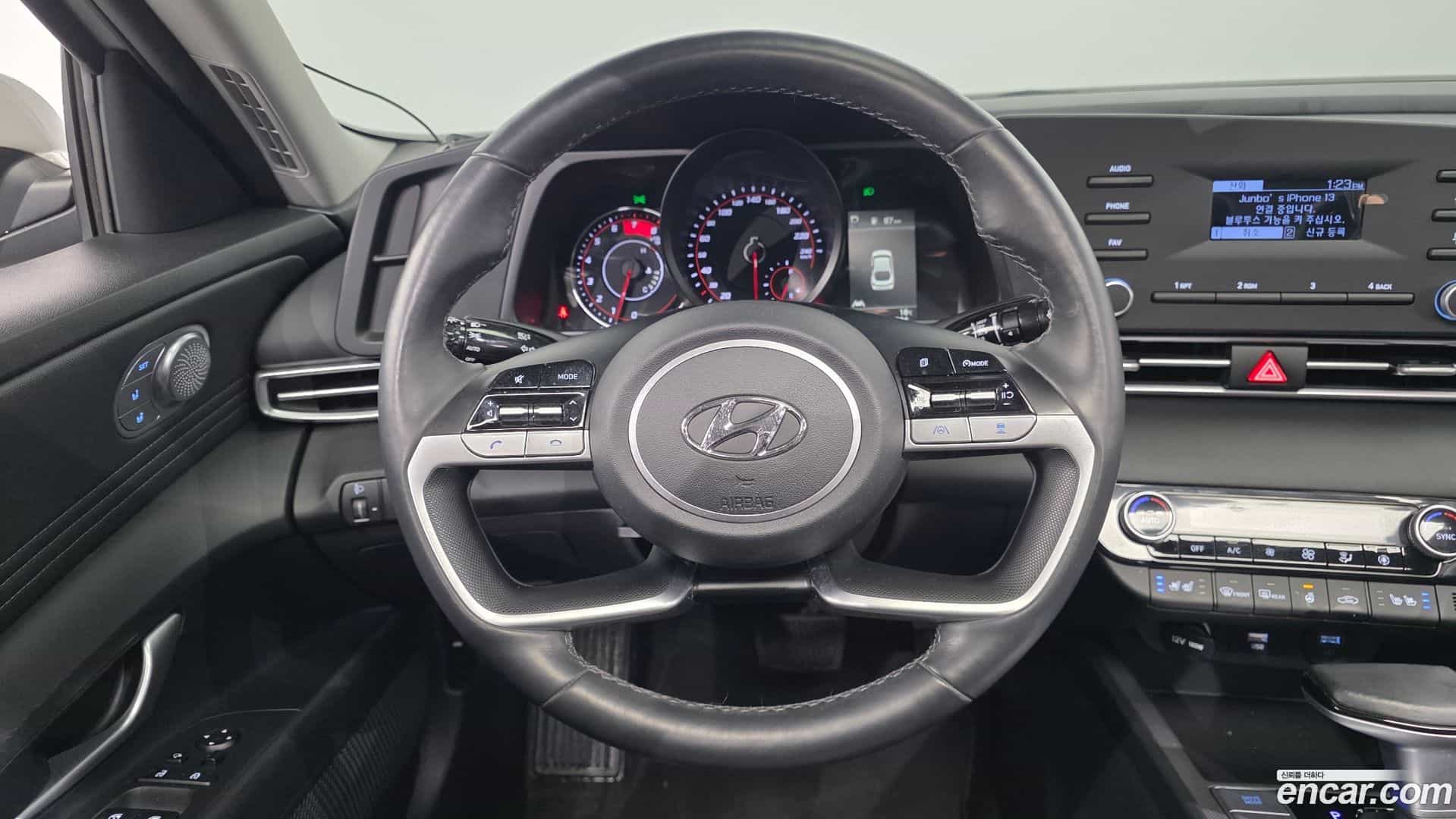 AVANTE Hyundai 2022.2-OPTION-017
