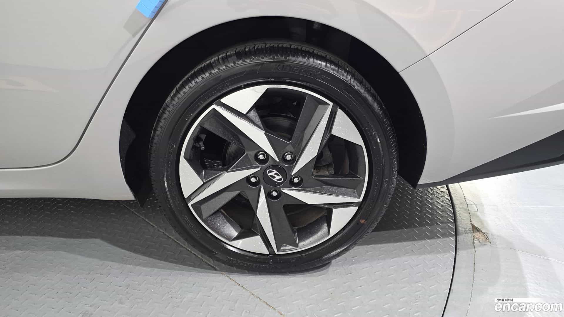 AVANTE Hyundai 2022.2-OUTER-031