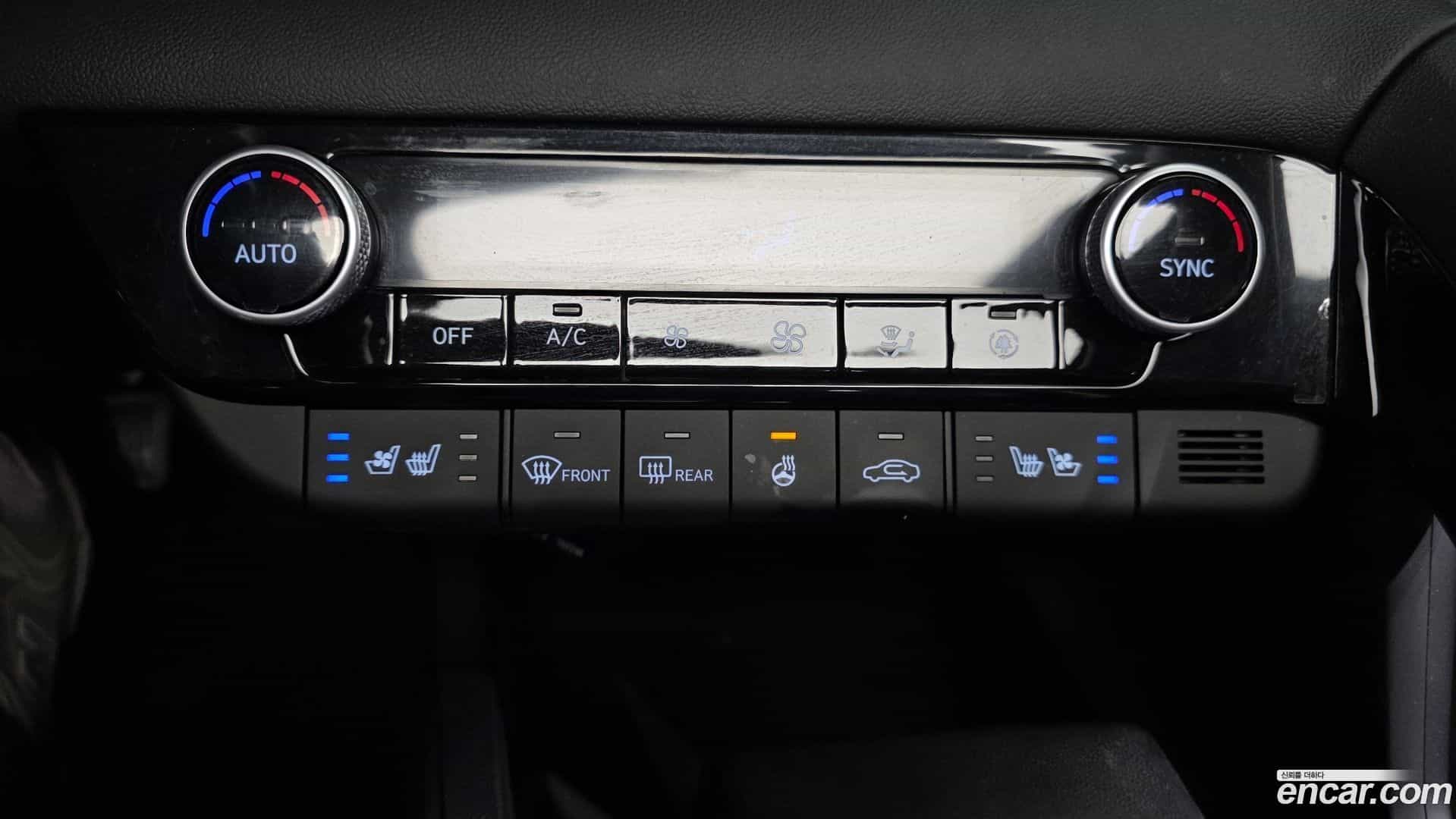 AVANTE Hyundai 2022.2-OPTION-045