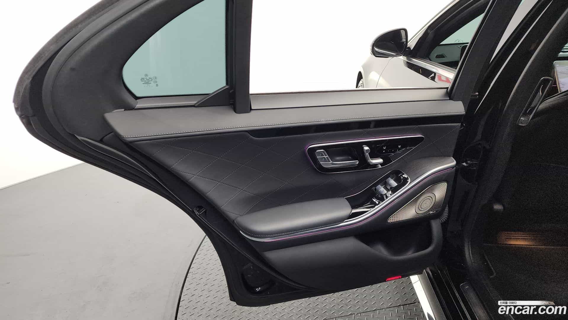 S-Class Mercedes-Benz 2021.11-INNER-035