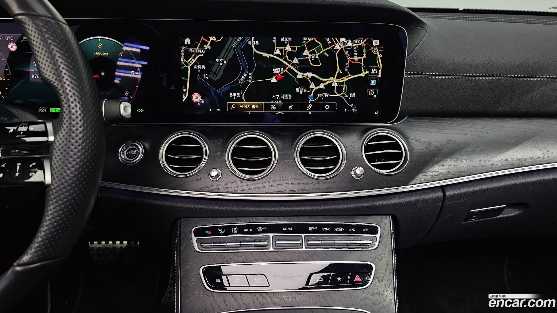 Main__Slider__Photo:E-Class Mercedes-Benz 2022.6-11