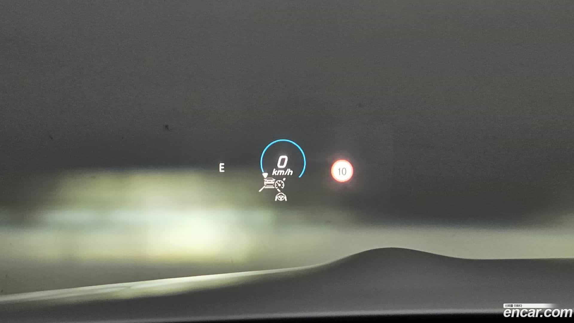 E-Class Mercedes-Benz 2022.6-OPTION-019