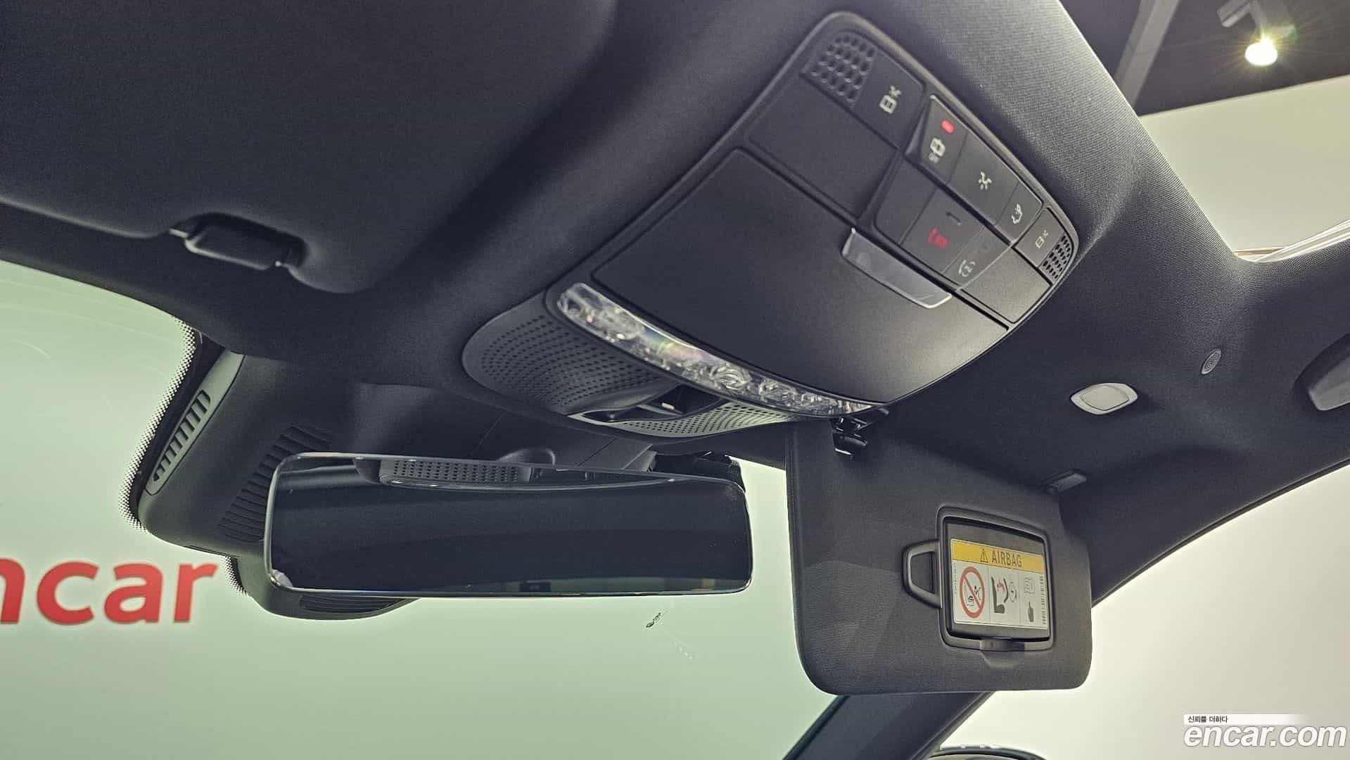 E-Class Mercedes-Benz 2022.6-OPTION-040