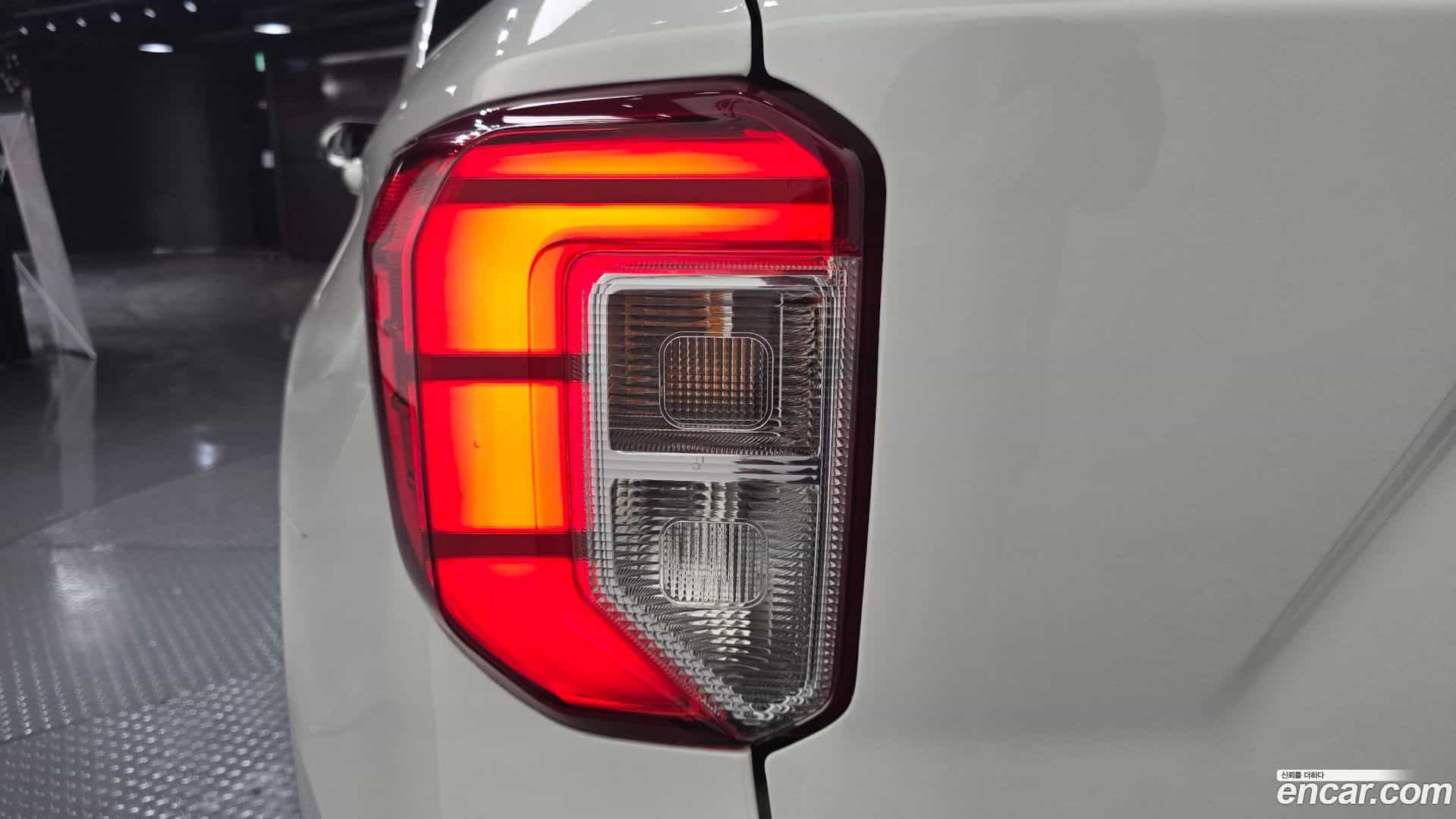 Explorer Ford 2021.11-OUTER-033