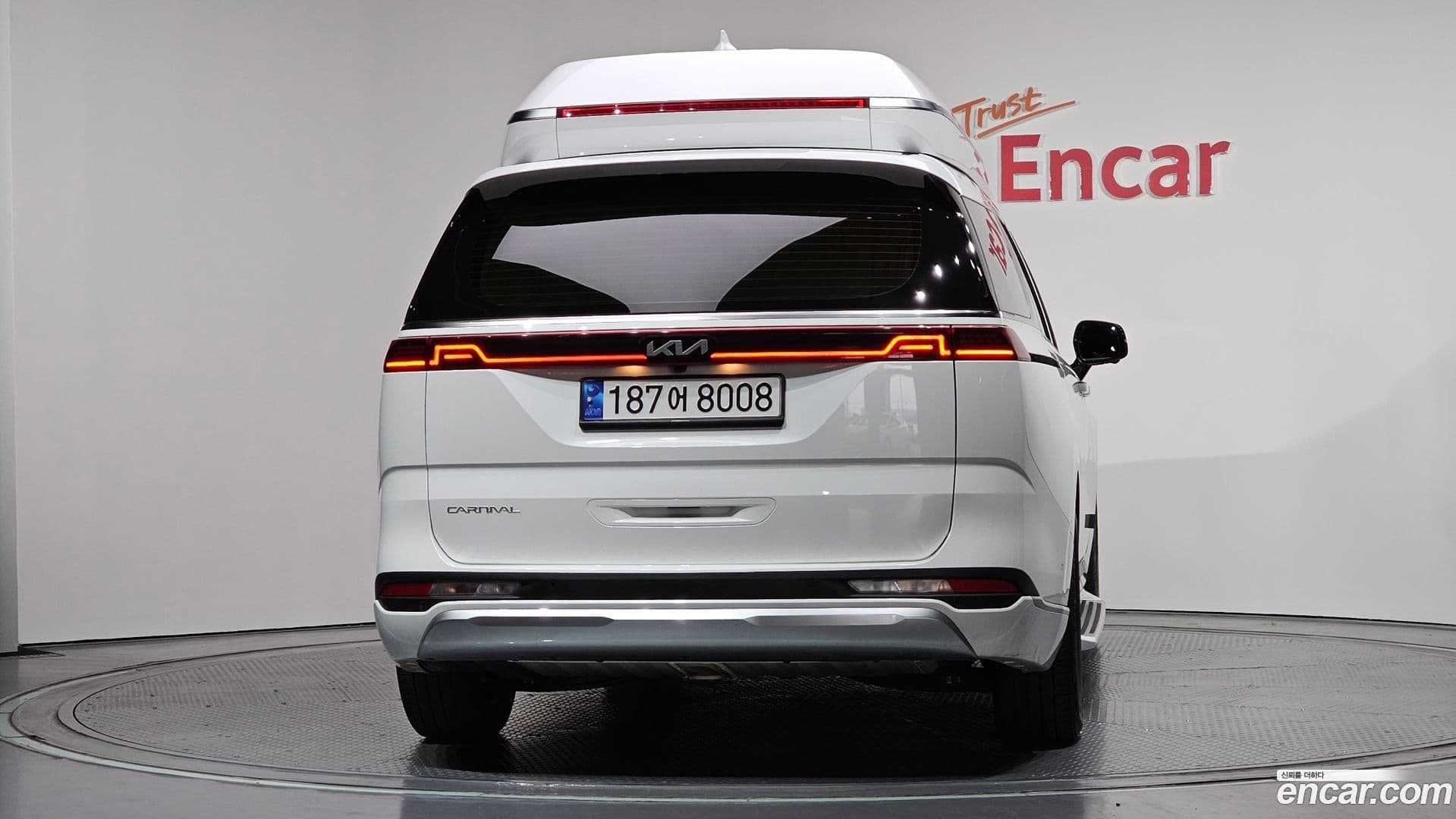 Main__Slider__Photo:Canival Kia 2022.9-3