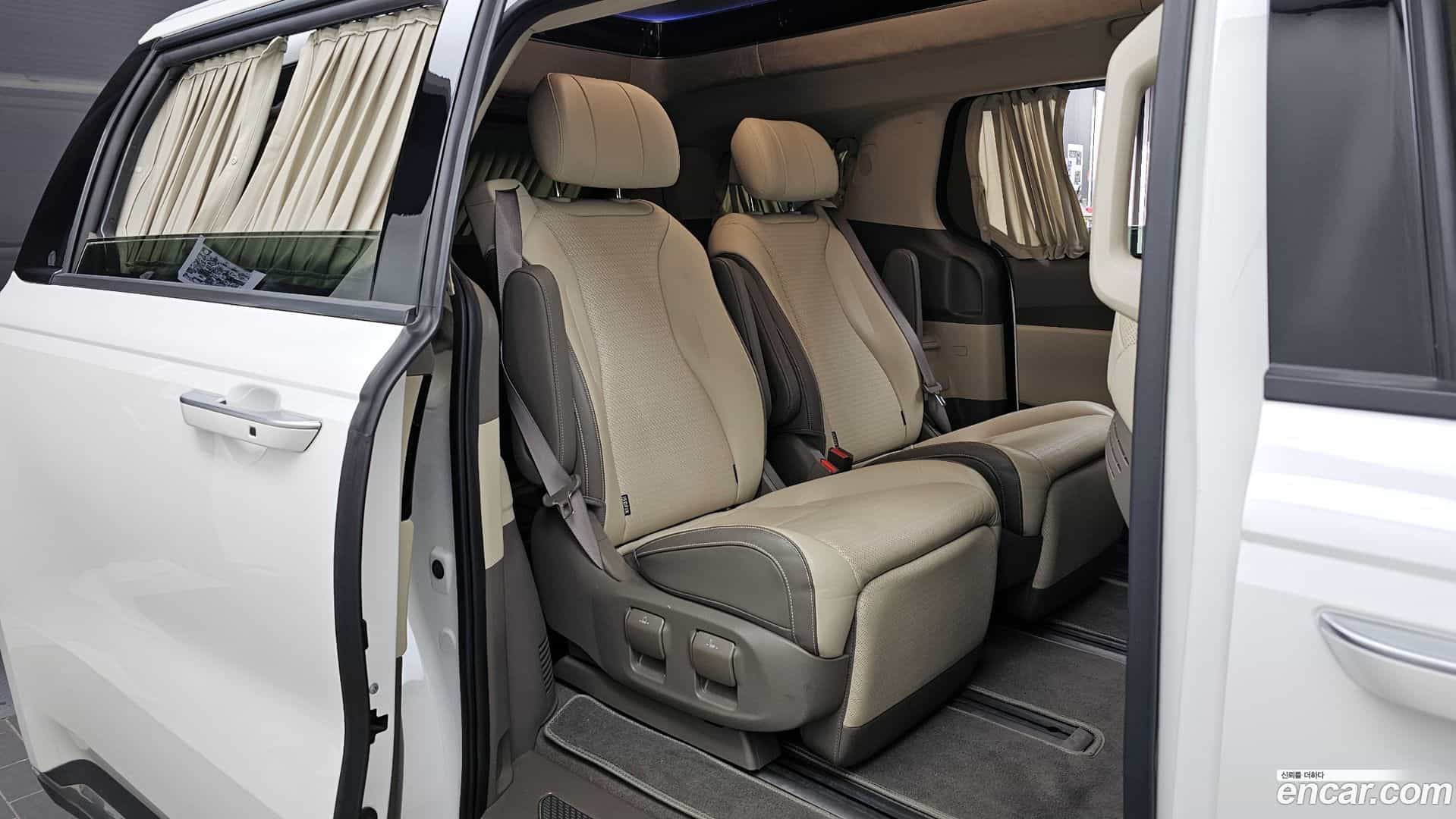 Canival Kia 2022.9-OPTION-016