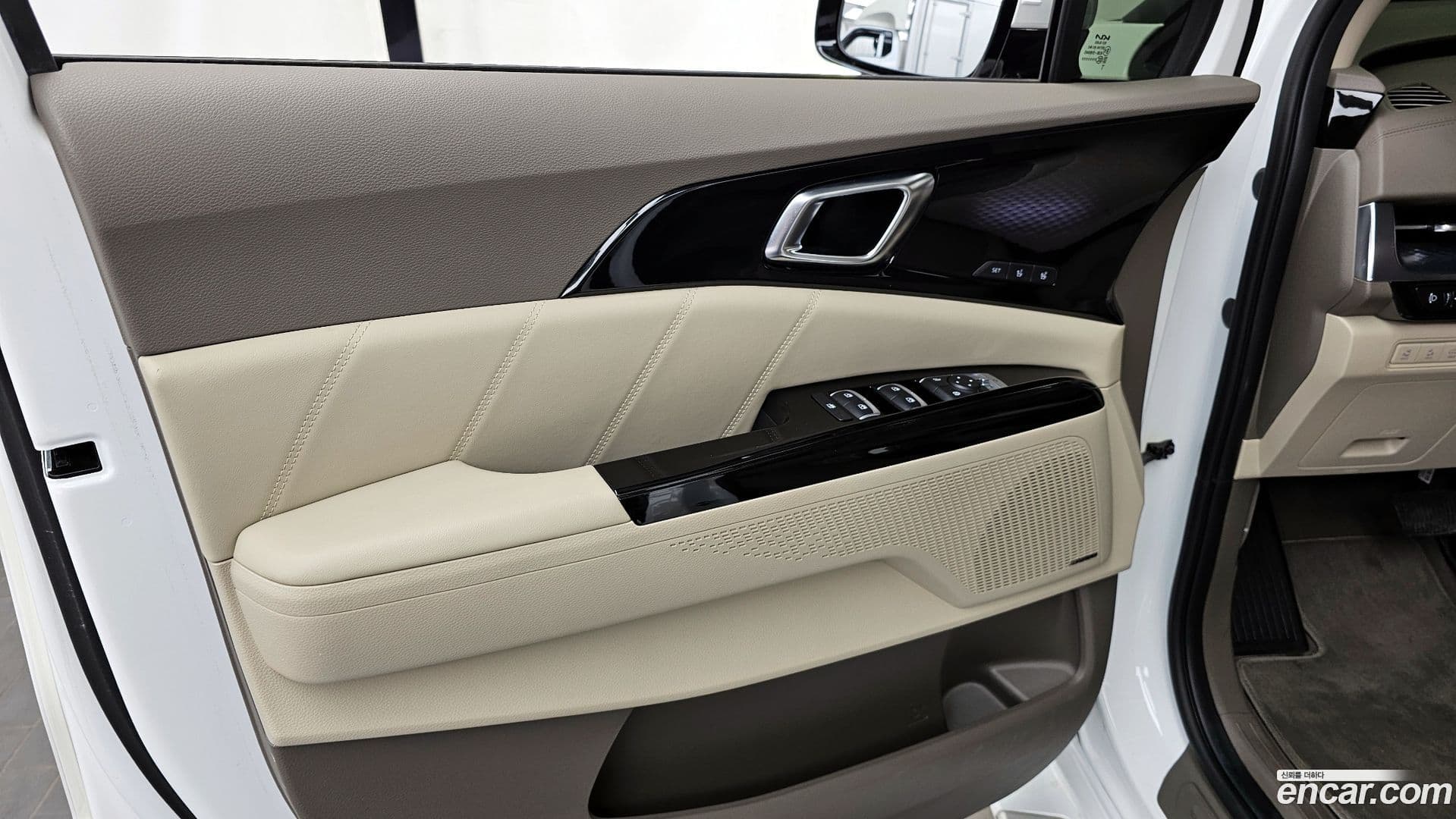 Main__Slider__Photo:Canival Kia 2022.9-23