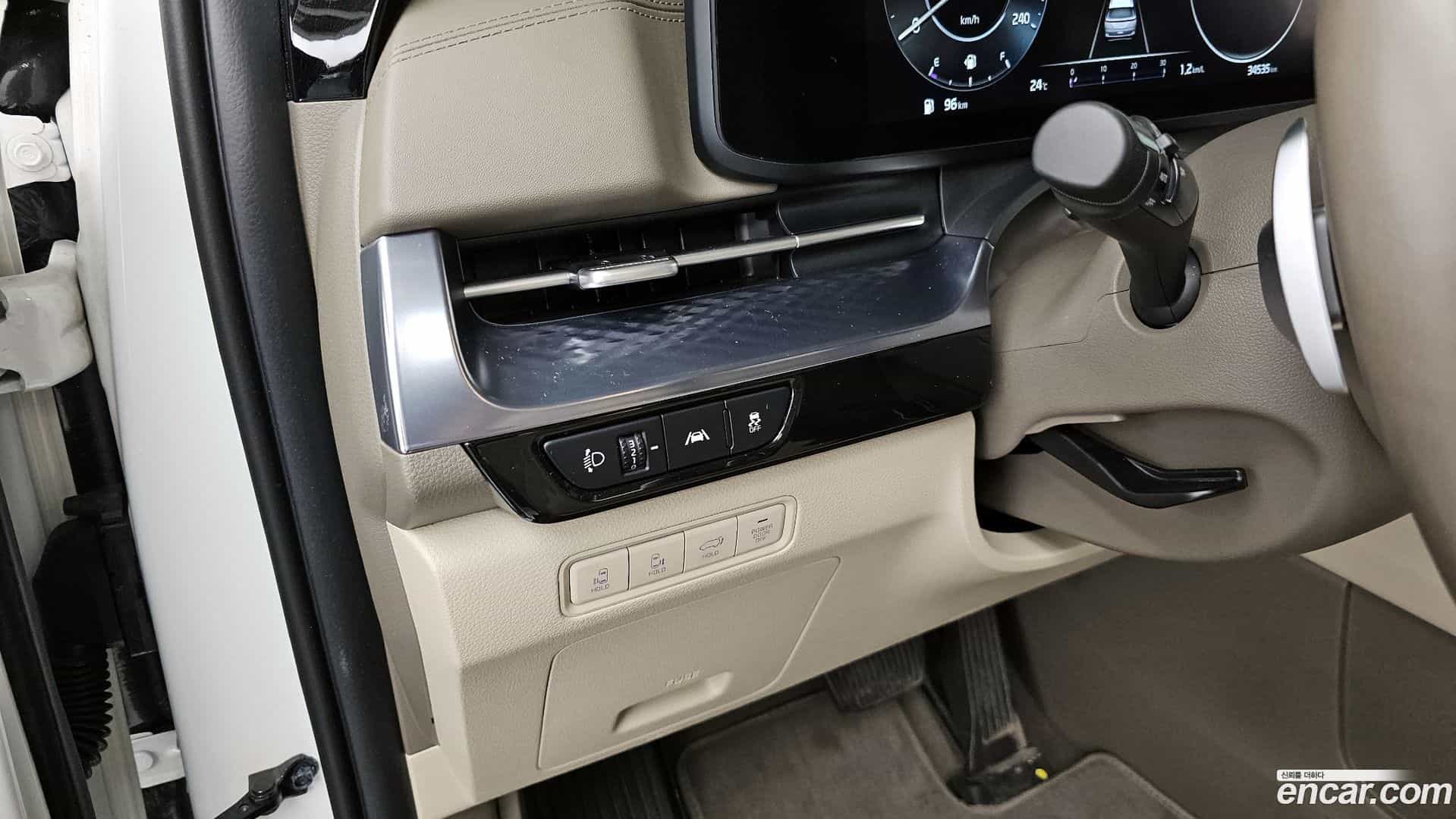 Canival Kia 2022.9-OPTION-040