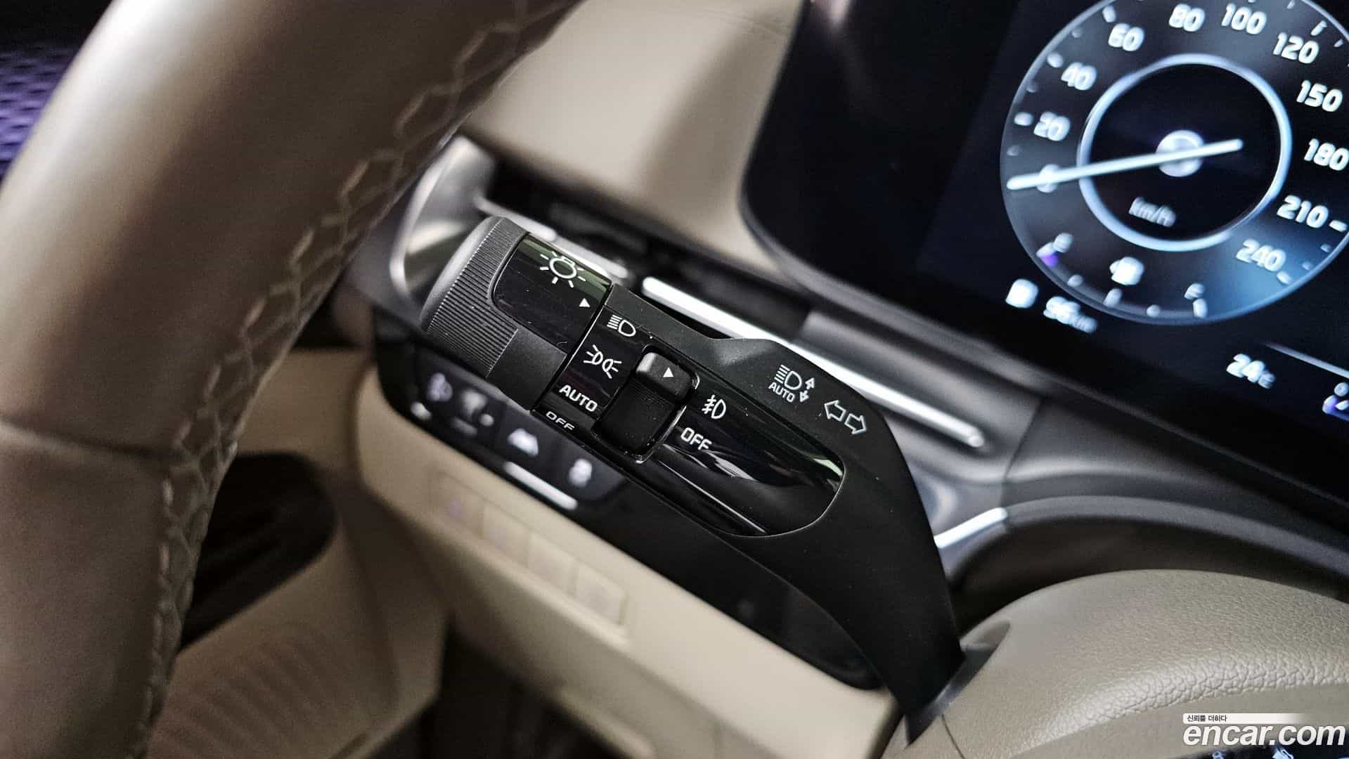 Canival Kia 2022.9-OPTION-043
