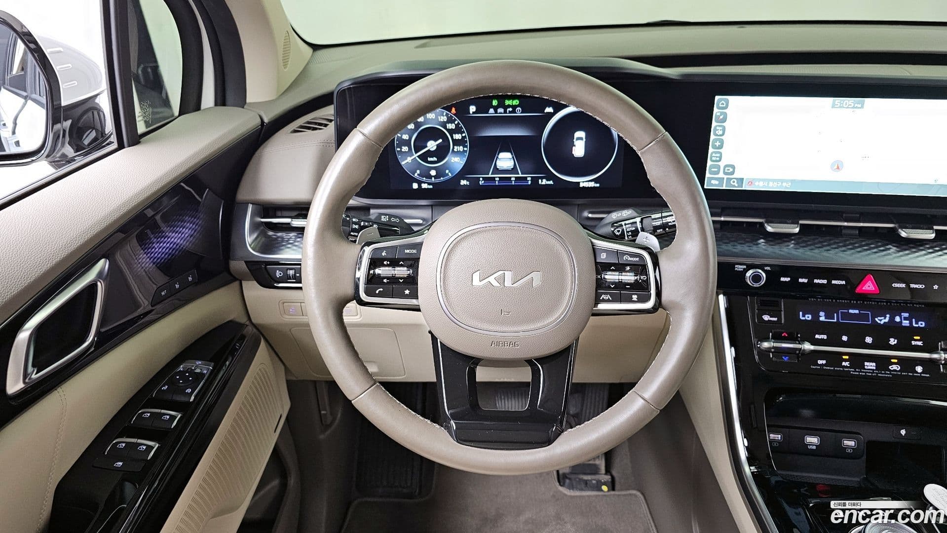 Main__Slider__Photo:Canival Kia 2022.9-35