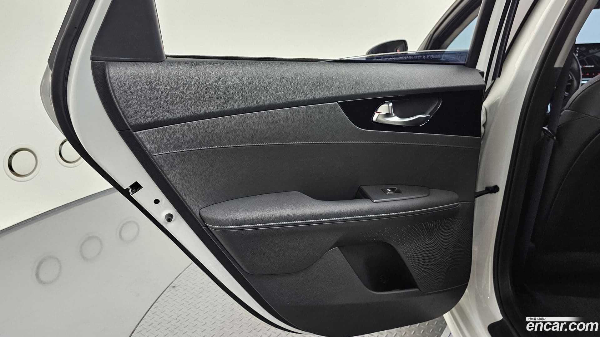 Main__Slider__Photo:K3 Kia 2024.0-25