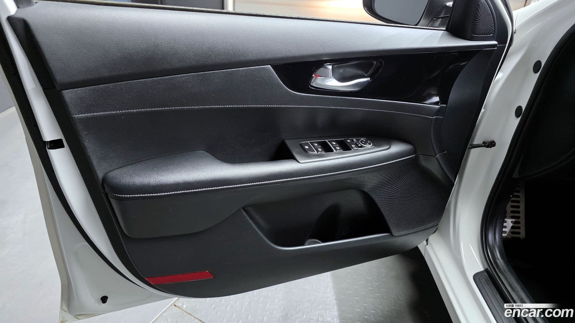 Main__Slider__Photo:K3 Kia 2024.0-23