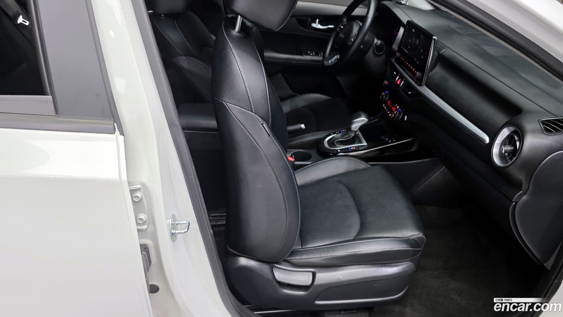 Main__Slider__Photo:K3 Kia 2024.0-25
