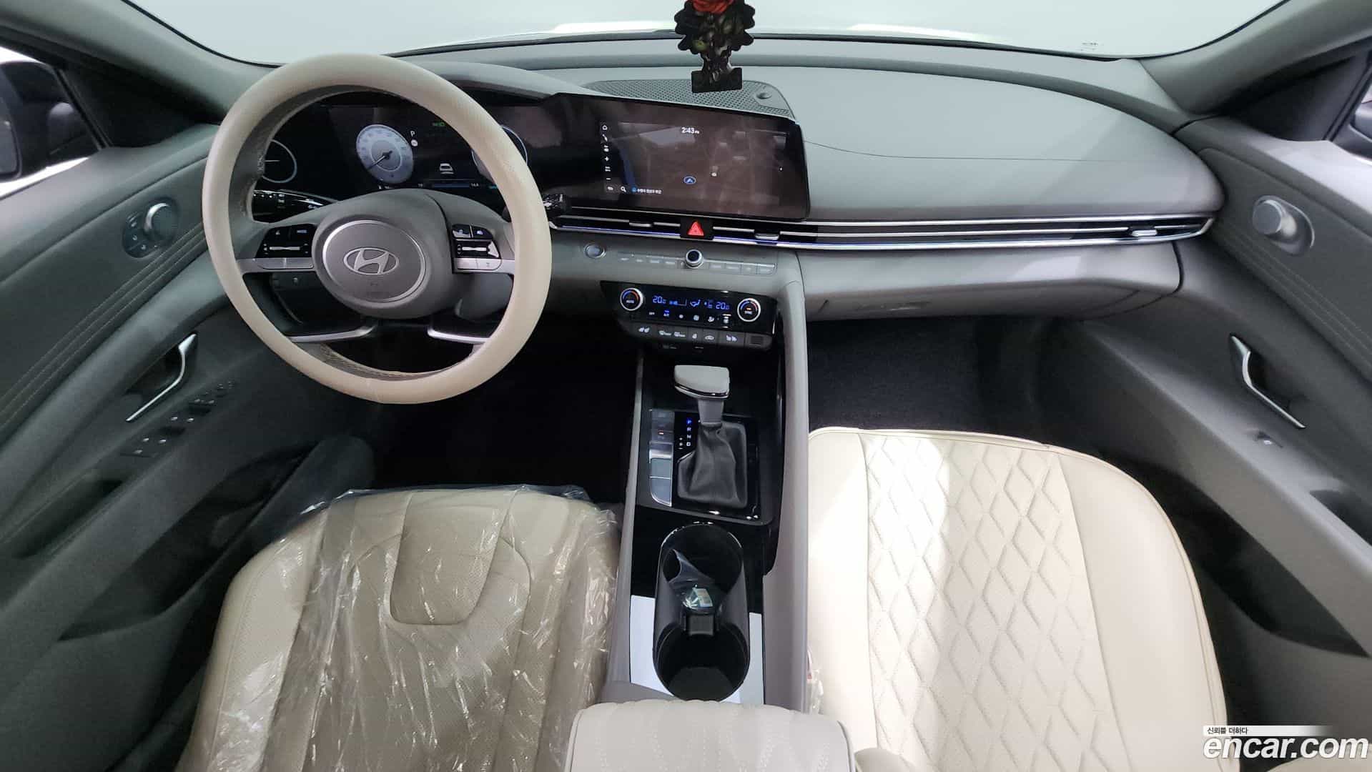 AVANTE Hyundai 2024.5-INNER-007