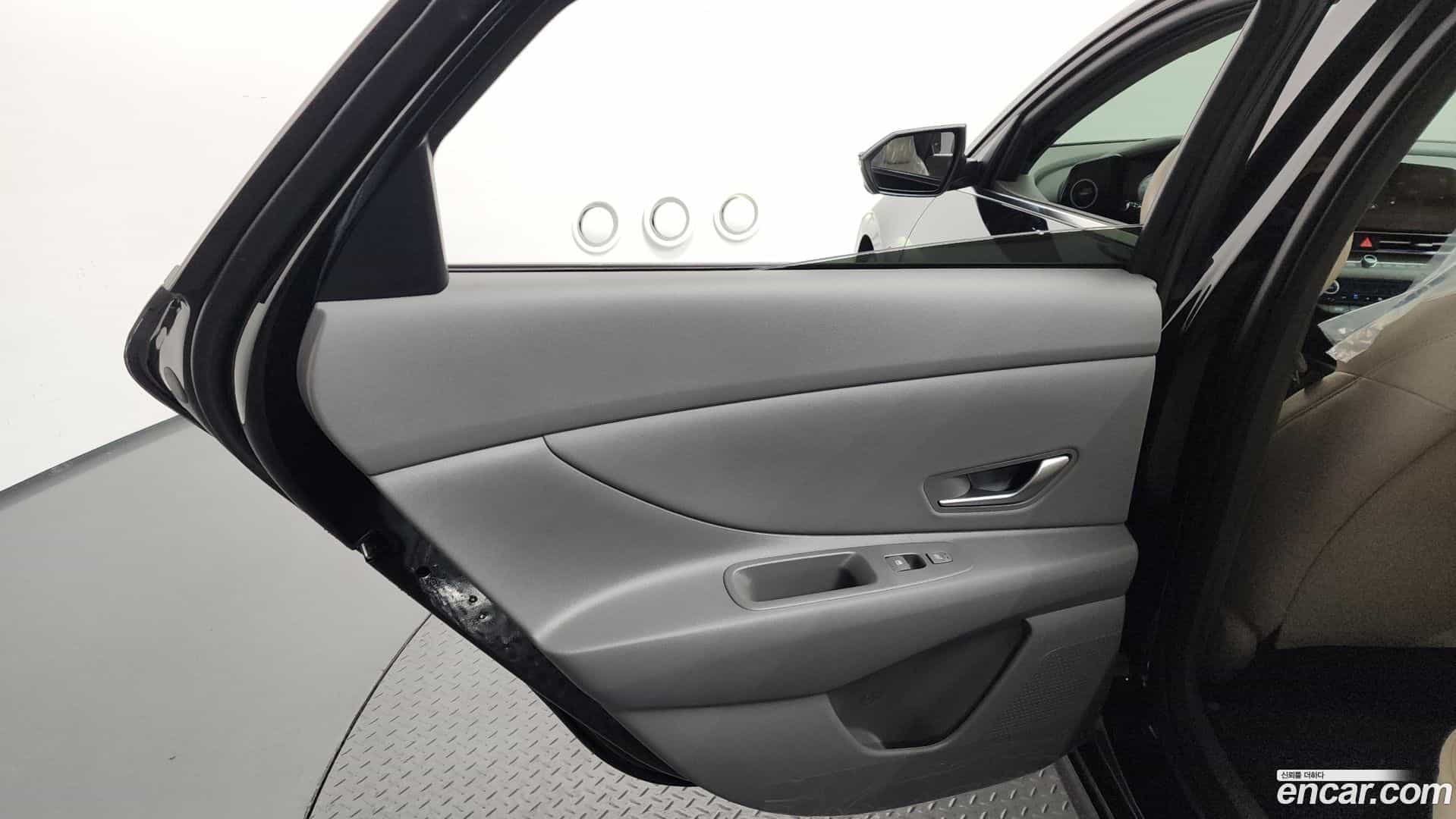 AVANTE Hyundai 2024.5-INNER-035