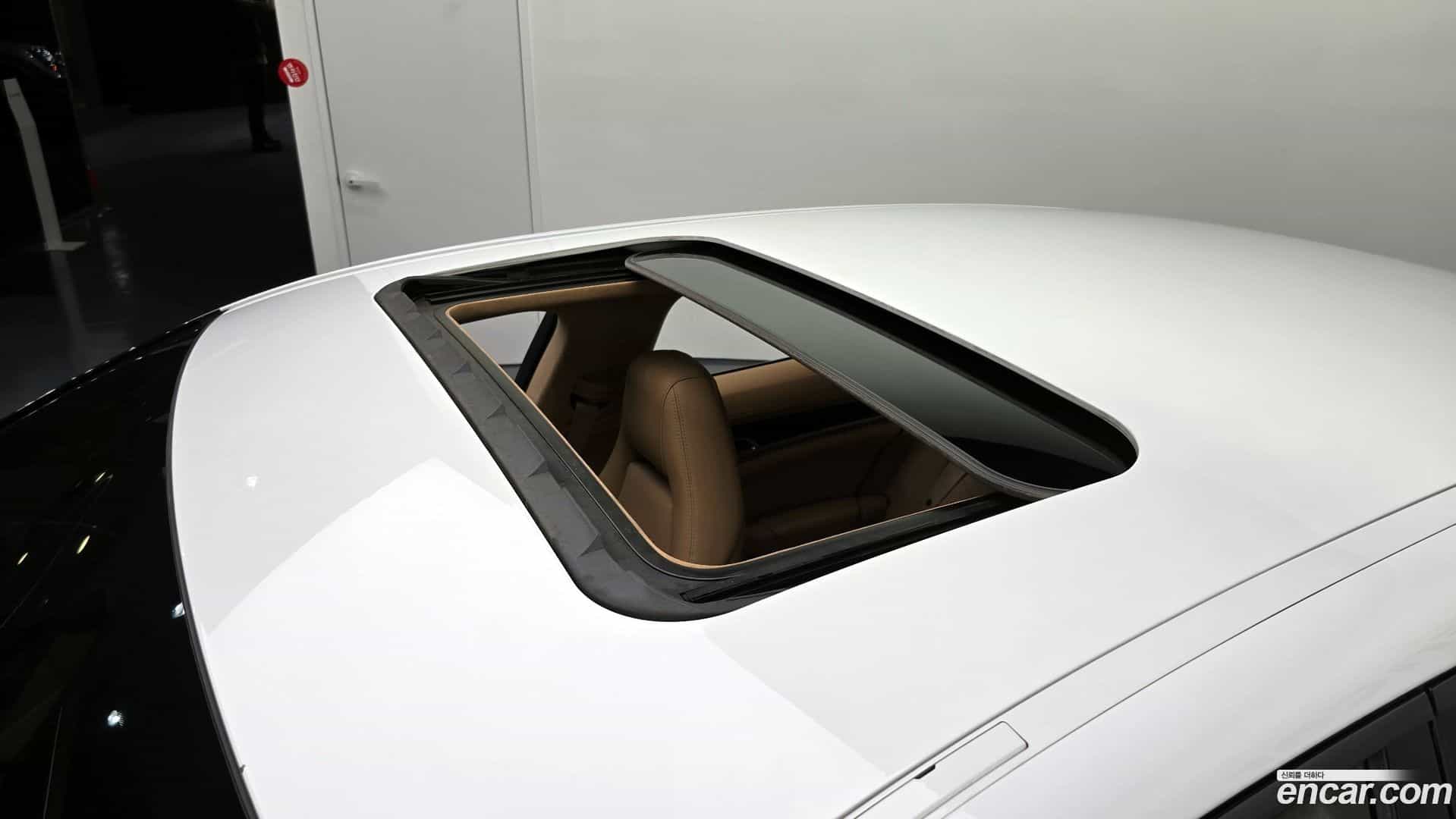 Panamera Porsche 2013.2-OPTION-023