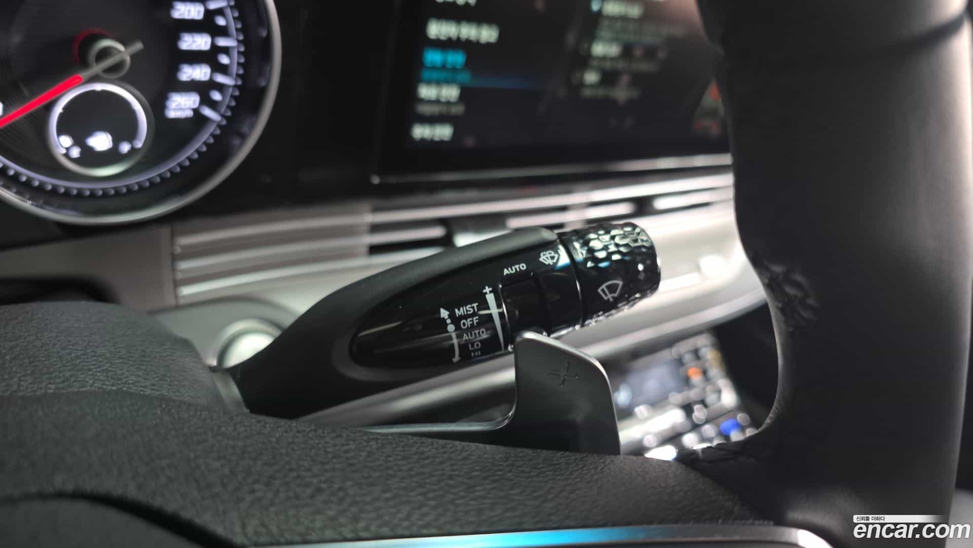 Grandeur Hyundai 2021.4-OPTION-022
