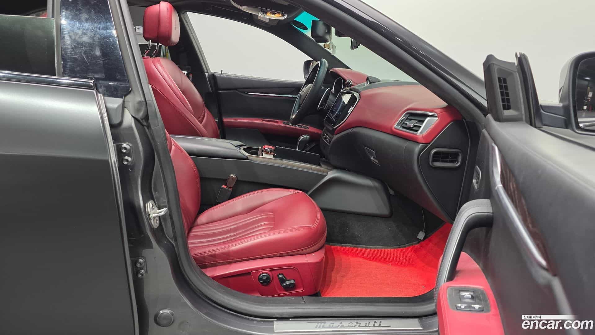 Ghibli Maserati 2016.6-OPTION-015