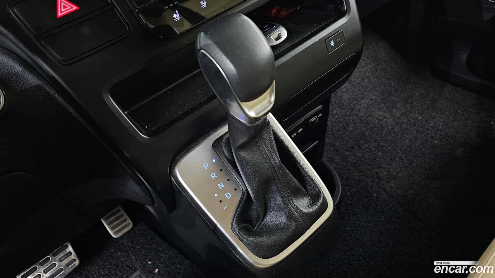 Staria Hyundai 2024.0-INNER-009