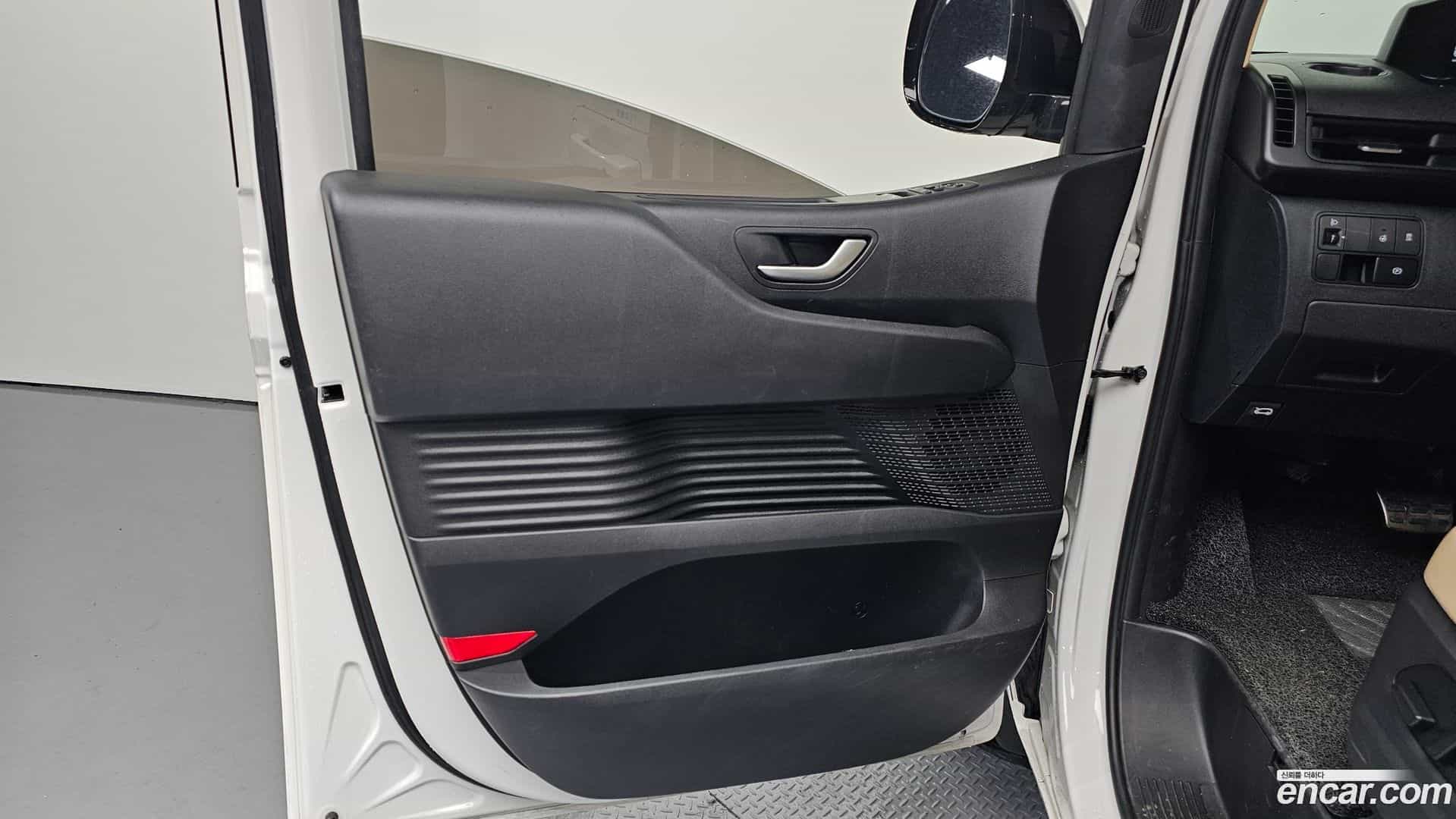 Staria Hyundai 2024.0-INNER-034