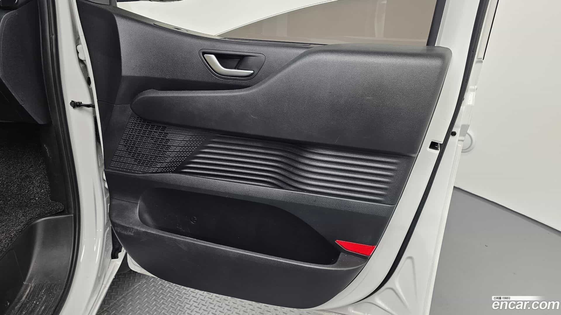 Staria Hyundai 2024.0-INNER-035