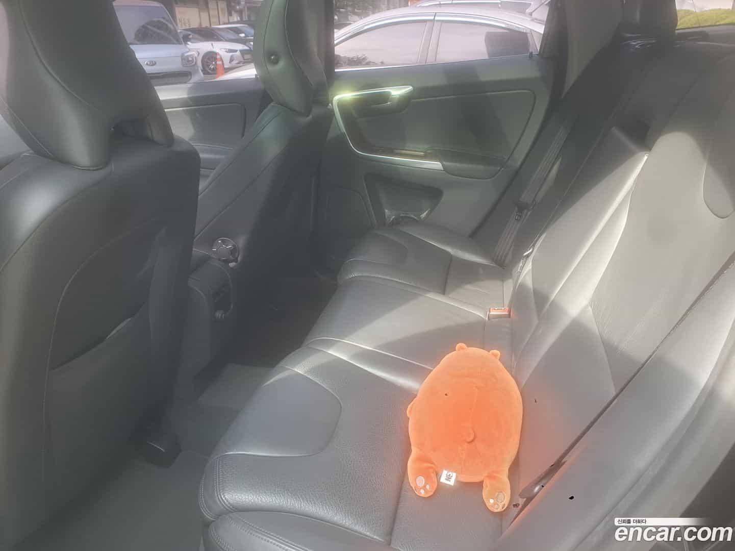 XC60 Volvo 2013.11-INNER-009
