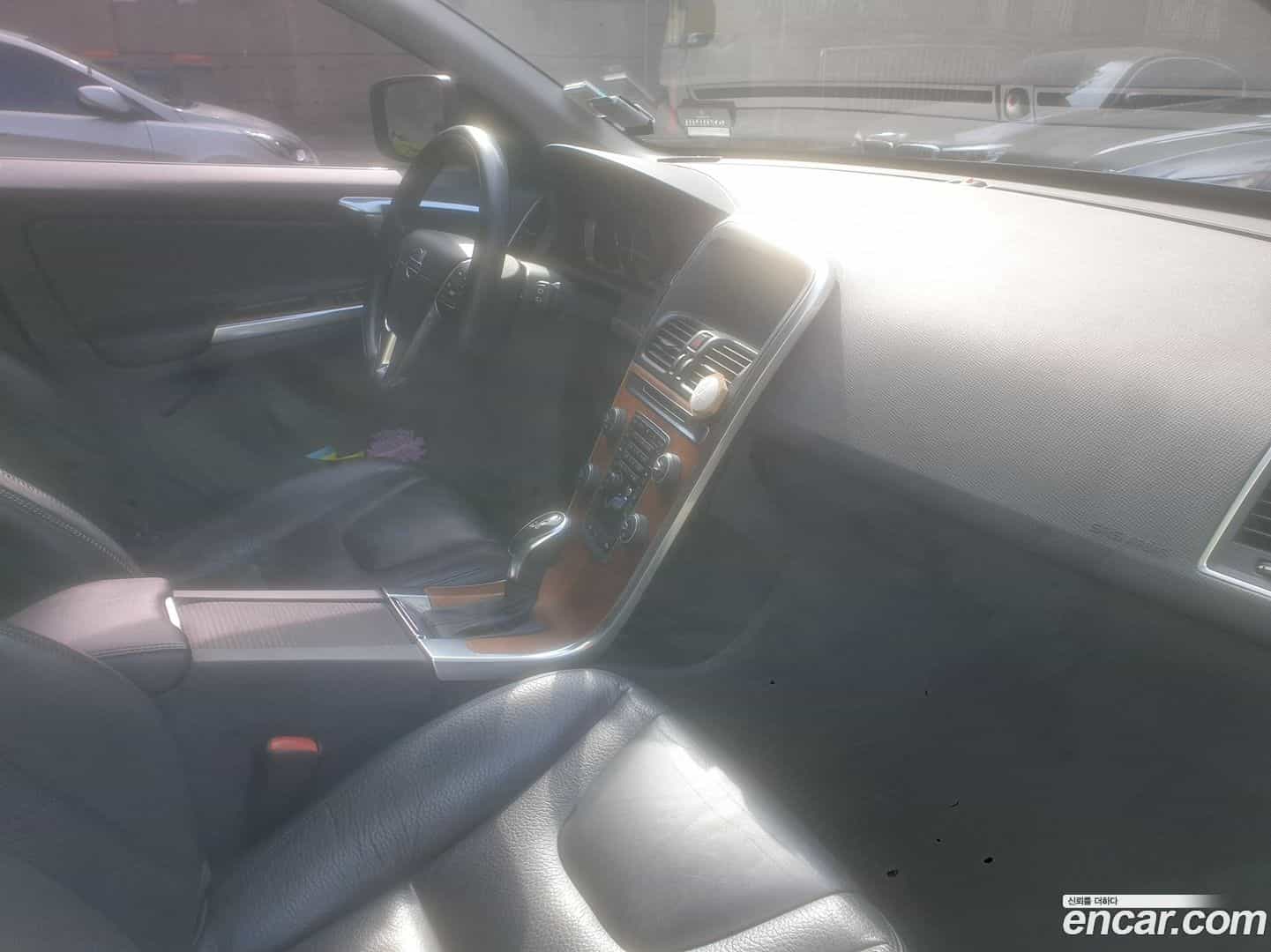 XC60 Volvo 2013.11-OPTION-017